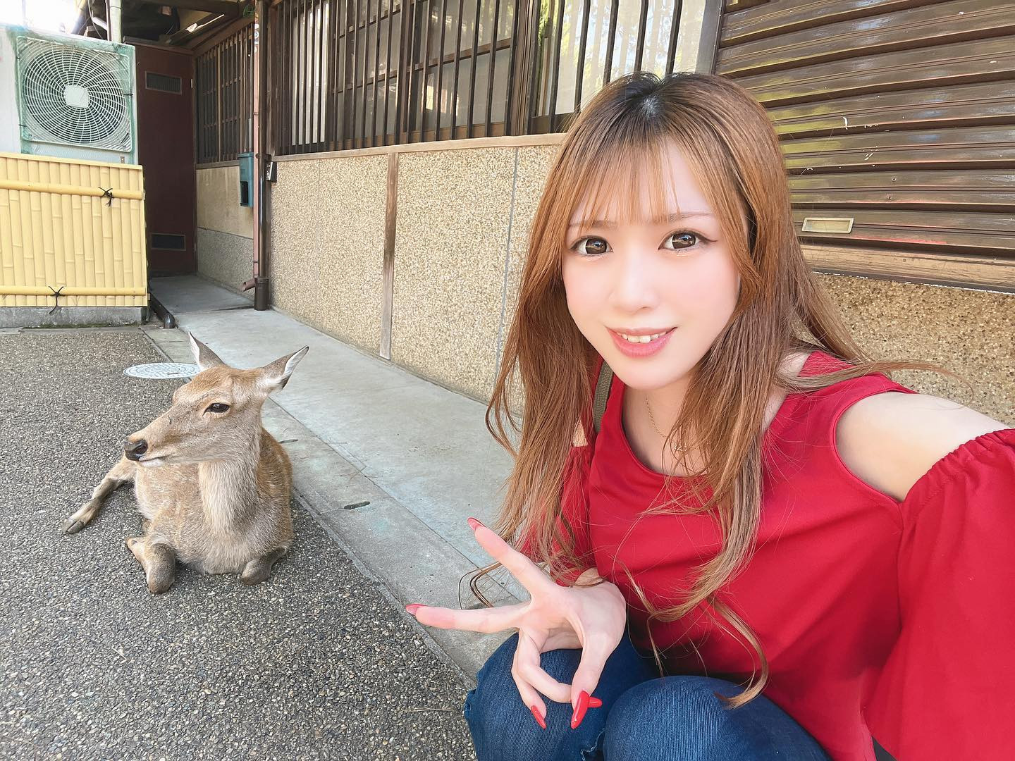 .

奈良の鹿さん🦌

#キャバ嬢 #キャバクラ #すすきの #高収入 #求人 #アルバイト #女子大生 #ホステス #水商売 #歌舞伎町 #夜職 #バルセロナグループ #シャチグループ #銀座 #ニュークラ #ニュークラ嬢 #キャスト募集 #すすきのキャバクラ #ガールズバー #北新地 #フォロワー増やしたい #instagood #follow #love #photooftheday #旅行 #奈良公園 #鹿 #車の強敵

.