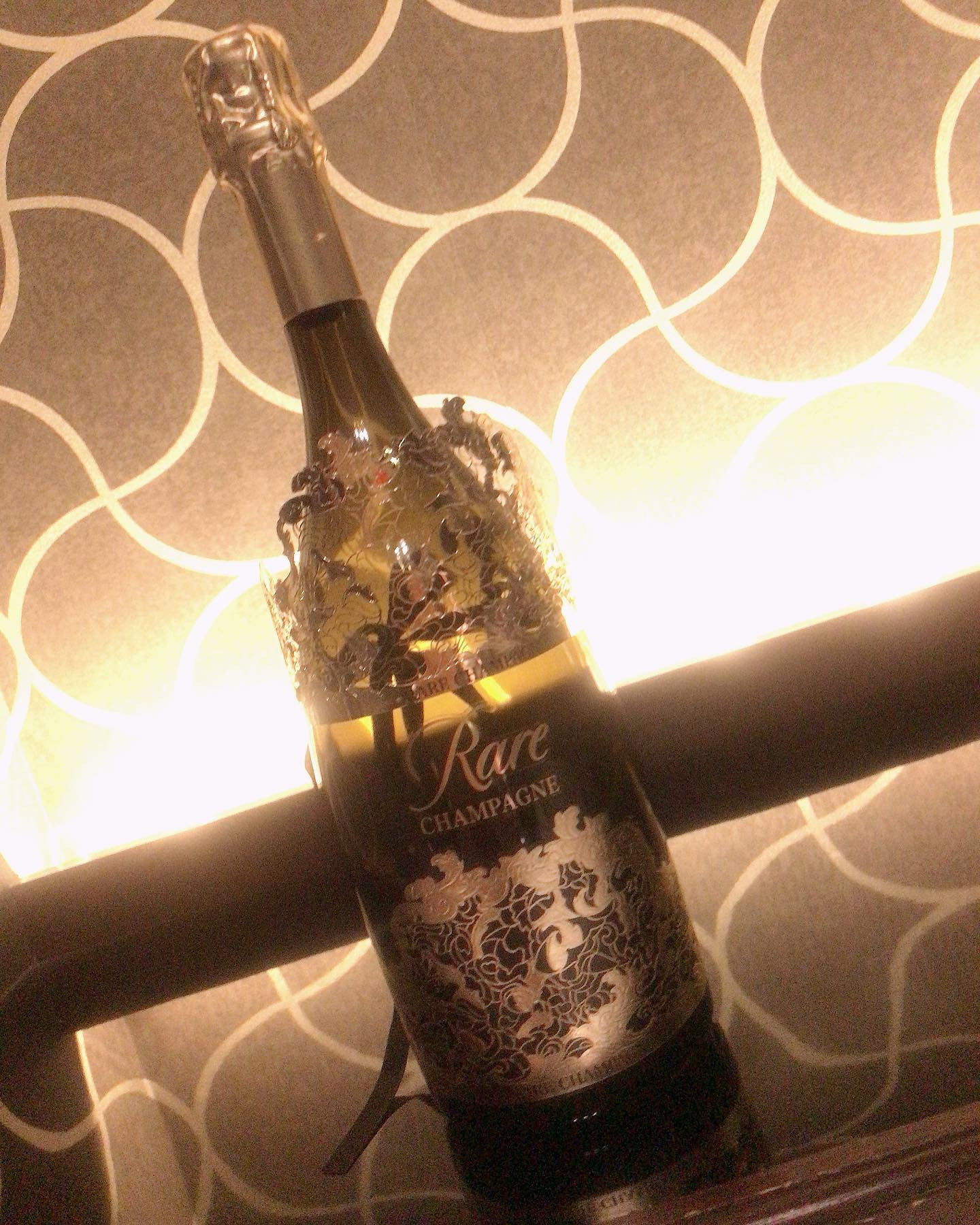 池袋 Red Shoes ホットニュース 66823