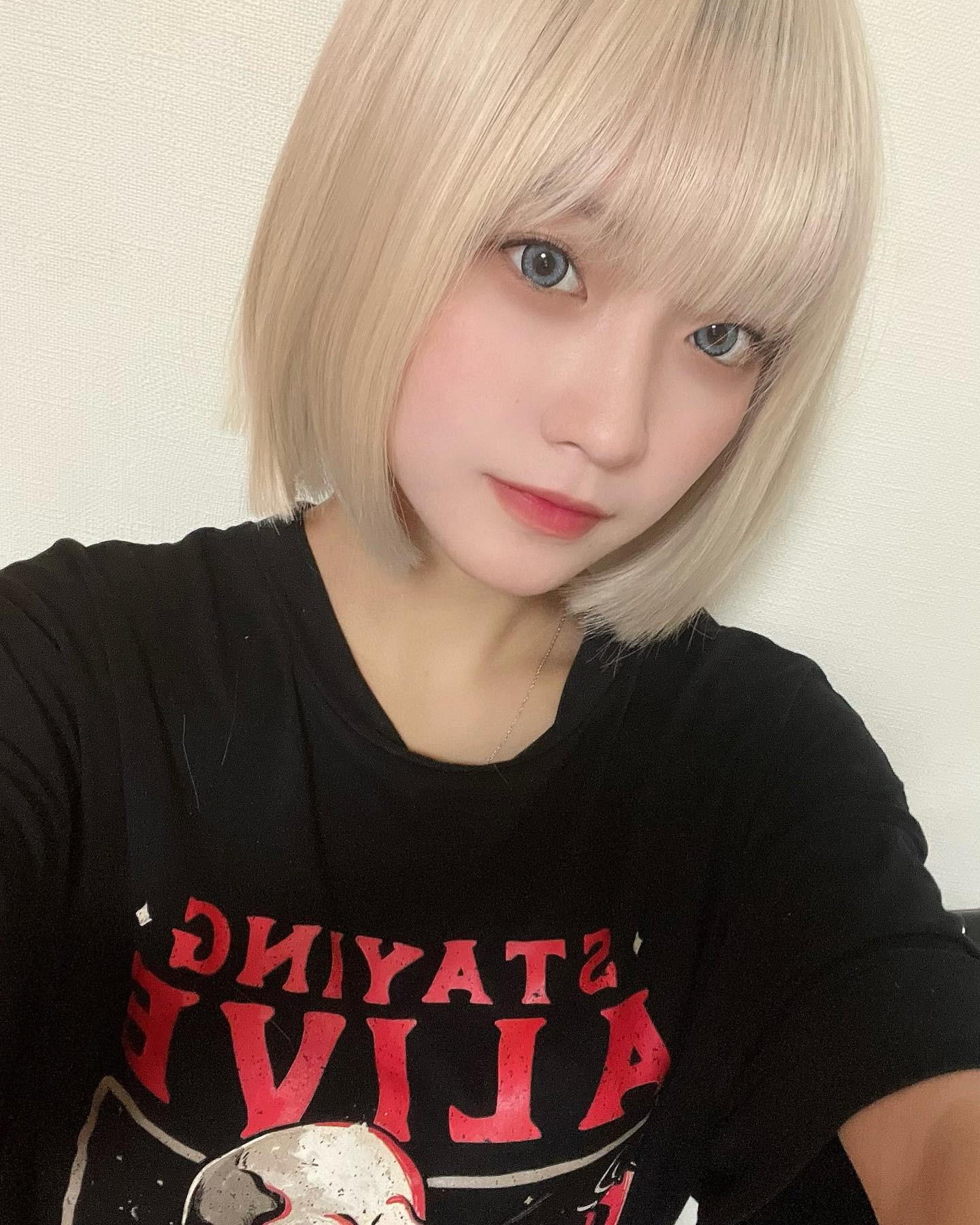 金髪似合わないの知ってるし染める勇気も切る勇気もないからヅラ買ったかわいい

 #金髪ボブ  #ウィッグ  #憧れ  #ハイトーンボブ  #ハイトーン女子