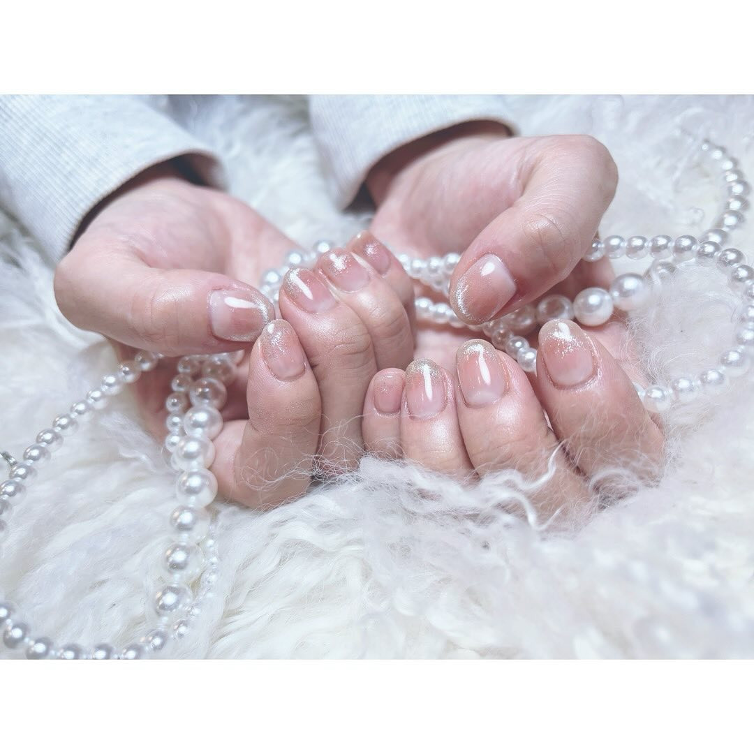 ちゅるんマグマネットチークネイル💅🏻
ひえちゃんありがとう🩷
@raffine_nail._.hie