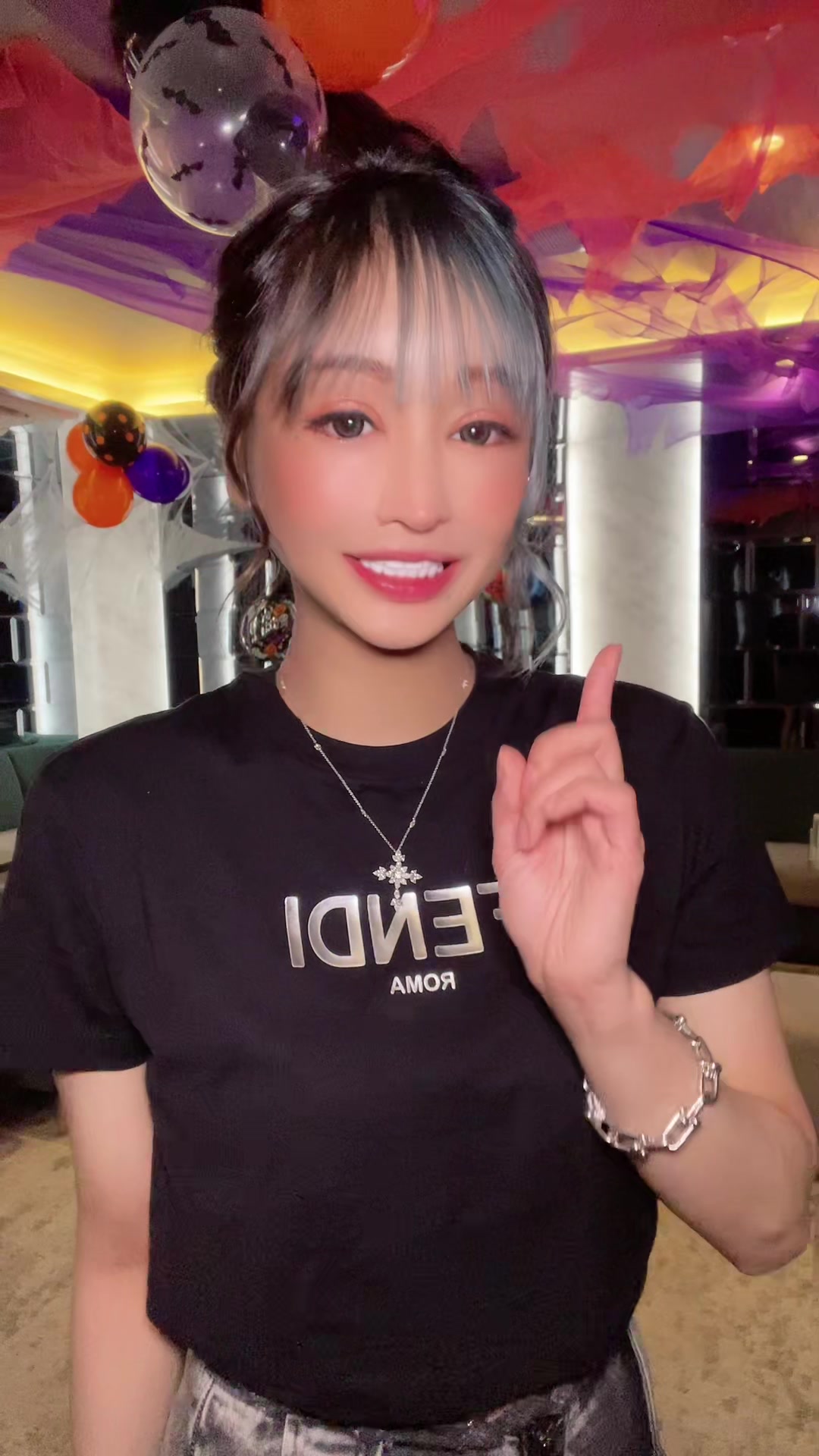 気付いてよ！ハロウィン内装@Ｒバージョン🎃👻🍭#babyyou#踊ってみた#歌舞伎町#キャバクラ#ハロウィン#ハロウィン仕様