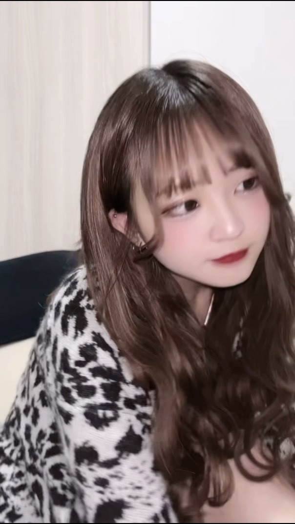 .
ハロウィンよりクリスマスが好き
毎年カップルが休むからバイトしてた社畜なので
彼氏がいたことない非リアクリスマスも今年で23年目突入

 #ウルフグループ  #vibi #royalstage  #ビビ  #ロイヤルステージ  #札幌  #すすきの  #ススキノ  #ニュークラ  #キャバクラ  #キャバ嬢  #キャバクラ嬢  #ニュークラブ  #ニュークラ嬢  #ホステス #ガールズバー  #すすきのキャバ嬢  #すすきのキャバクラ  #すすきのグルメ  #ラウンジ #札幌観光  #美人  #美女 