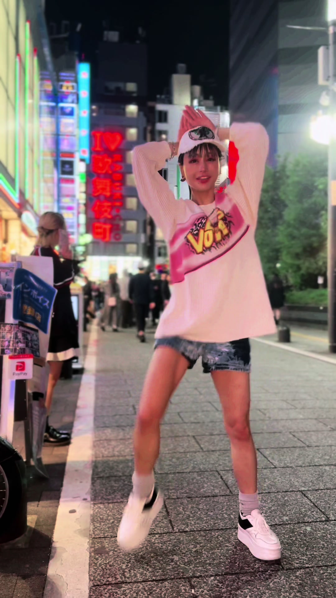 I♥️歌舞伎町にて！失敗！ #歌舞伎町#東横#東横界隈#ゾンビダンス#USJ唱ダンス#ノーマルカメラ#ガニ股#シネマティック