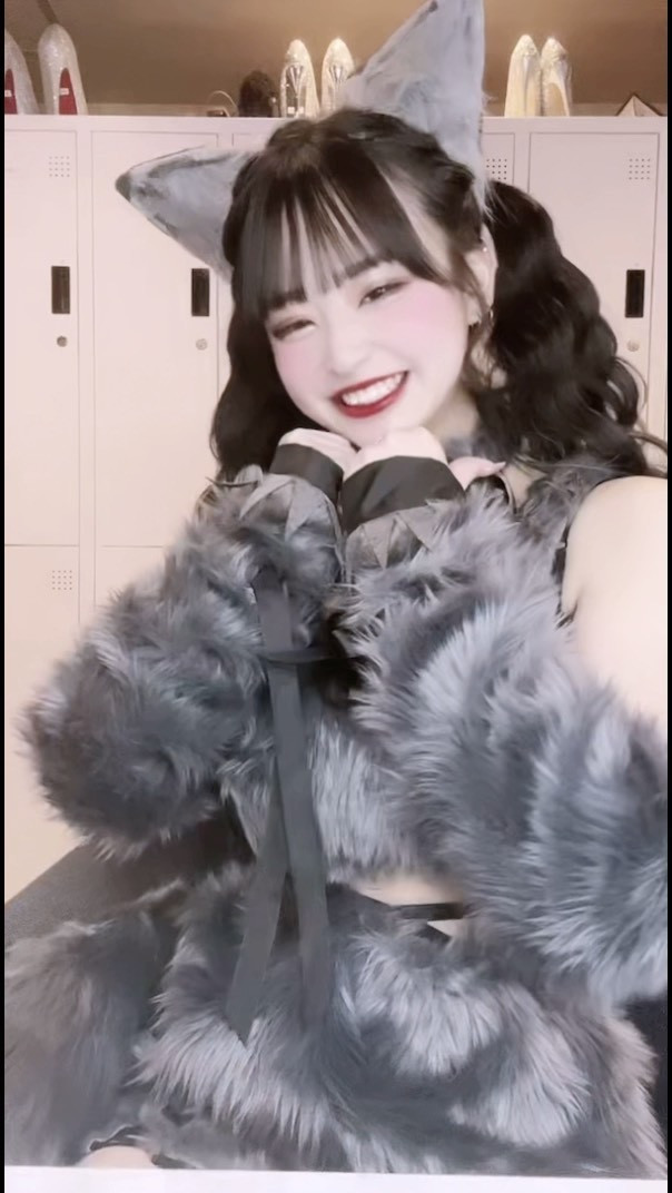 はぴはろ🐺🩶

#ウルフグループ  #vibi #ハロウィン #ビビ  #ハロウィンコスプレ  #札幌  #すすきの  #ススキノ  #ニュークラ  #キャバクラ  #キャバ嬢  #キャバクラ嬢  #ニュークラブ  #ニュークラ嬢  #ホステス #オオカミ  #すすきのキャバ嬢  #すすきのキャバクラ  #すすきのグルメ  #ラウンジ #札幌観光  #美人  #美女  #可愛い  #可愛い女の子  #銀座  #六本木  #北新地 #錦 #中洲