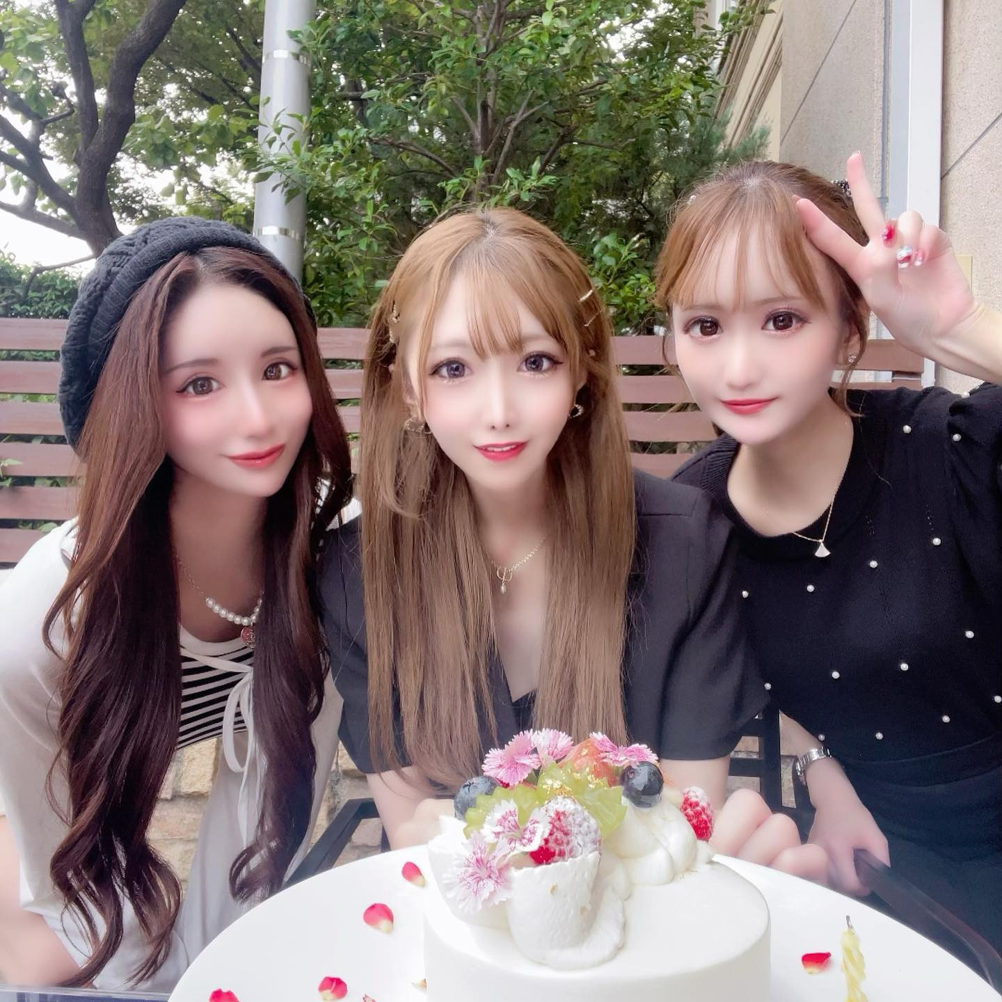 *
*
毎日1日を大切にしたいなぁ(*´ー｀*)♡♡
*
* 
*
#tokyo #japanese #japan #hairstyle #ootd #LOVE #loveforever #お酒 #新宿 #歌舞伎 #歌舞伎町 #キャバ #キャバ嬢 #キャバクラ #六本木 #西麻布 #韓国好き  #韓国好きな人と繋がりたい #ホスト #誕生日プレート #誕生日プレゼント #dior #代官山 #代官山ランチ