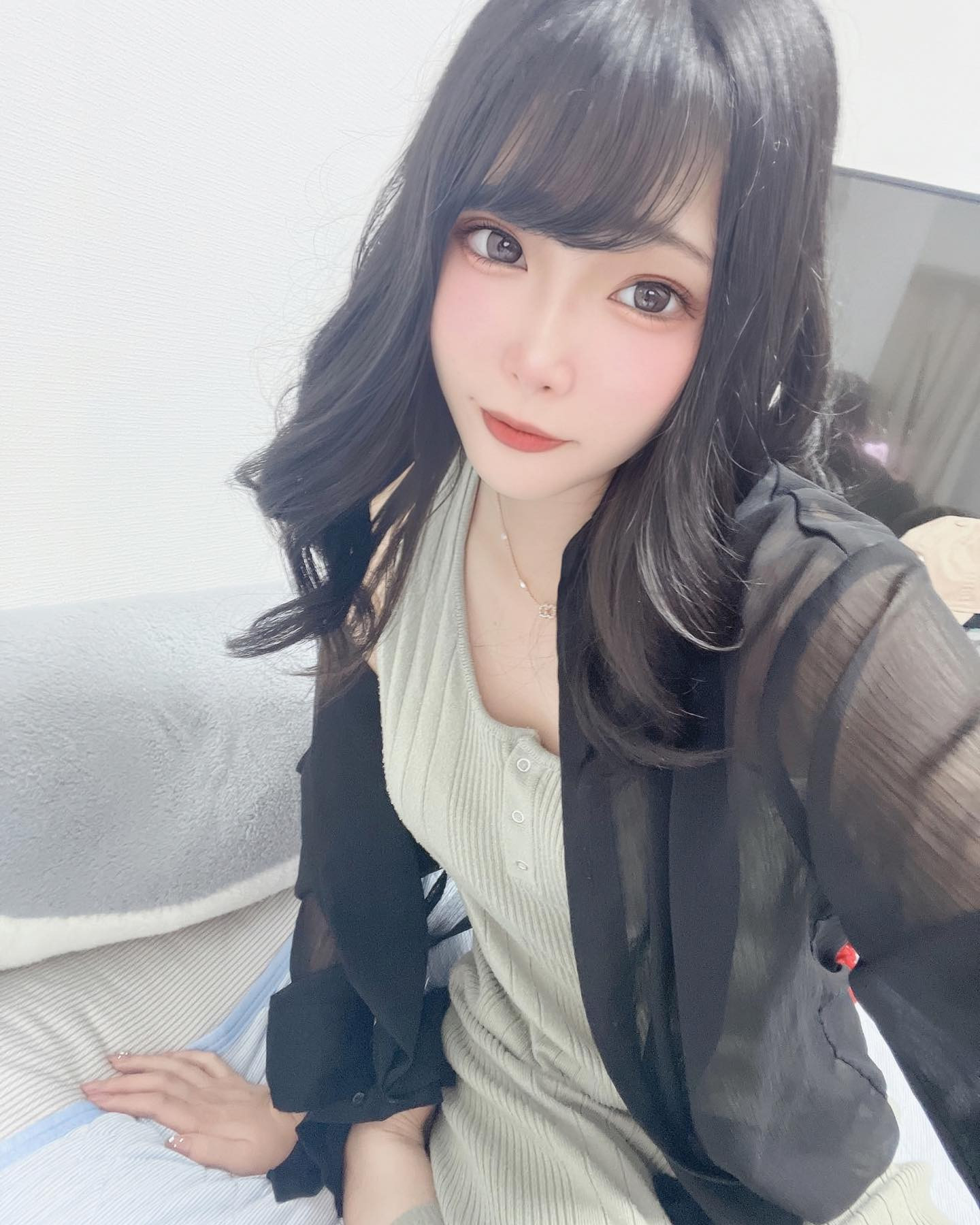 本日お休み🐈‍⬛☁️

南4条西3丁目第一Gビル3F 
Club MOULIN ROUGE-ムーラン・ルージュ-

☁️星乃　そら☁️

#ムーランルージュ #響グループ #星乃そら#札幌 #すすきの #北海道 #ニュークラブ #ニュークラ嬢 #すすきのニュークラ #ラウンジ #ラウンジ嬢 #キャバクラ #キャバ嬢 #ホステス #夜職 #ナイトワーク#ポケパラ#インスタ指名#彼氏募集中#求人#お酒好きな人と繋がりたい#きゃばきゃば#キャバキャバ#求人 #自撮り #かわいい#可愛い#美人#美女#あざとい#あ