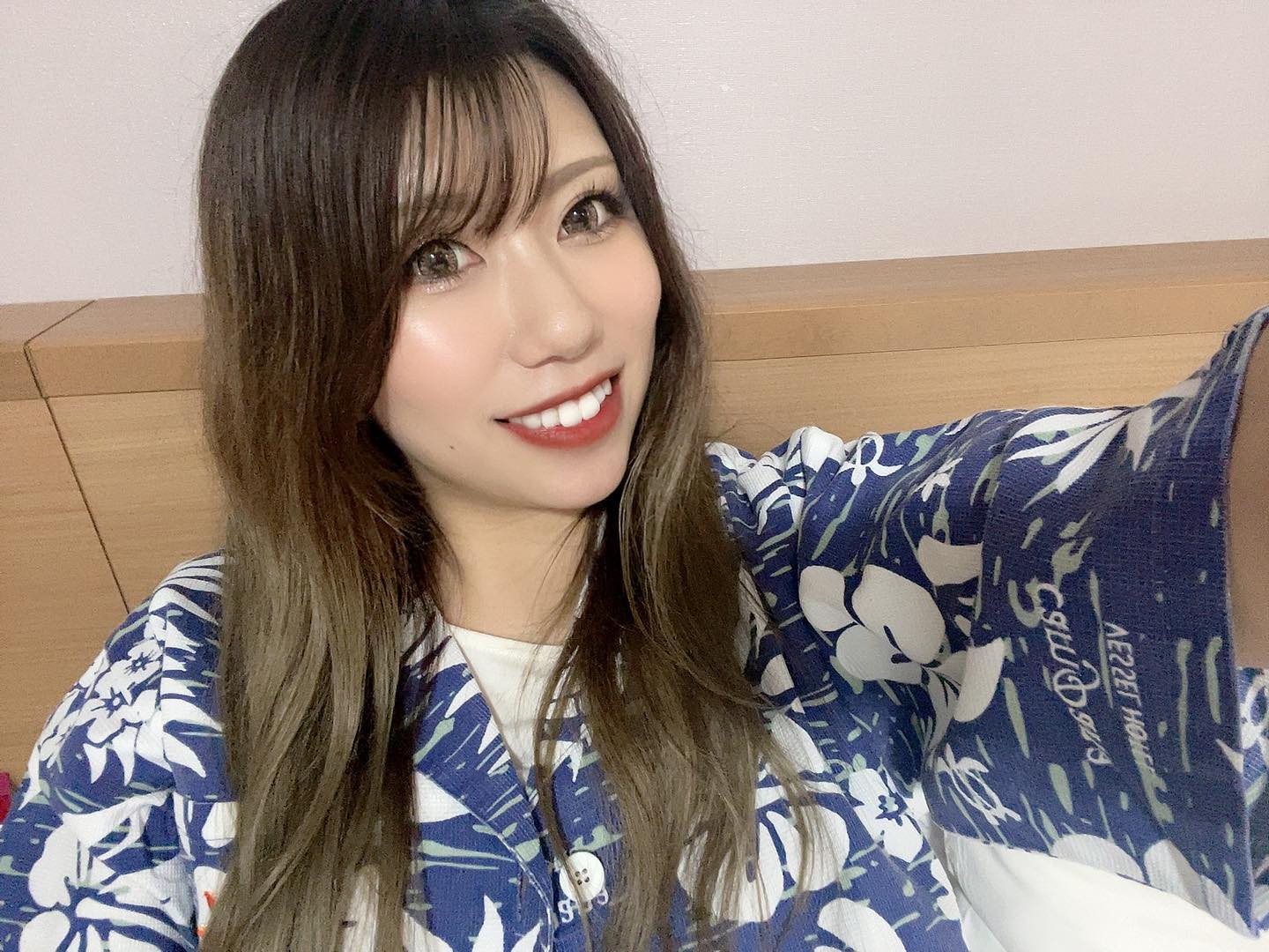 💙

沖縄で泊まったホテルのパジャマが
アロハシャツだったの🌺
かわいすぎる〜🥺🫶🏻

部屋からも海が見えて
大浴場は一面オーシャンビュー！🏖️
朝からサウナもはいれた🧖🏽‍♀️

控えめに言って最高すぎたな❤️‍🔥

#ベッセルホテルカンパーナ沖縄 #沖縄 #沖縄旅行 #女子旅 #アロハシャツ #アメリカンビレッジ #サウナ女子 
#uverworld #真太郎生誕祭 
#スナックのどか #snacknodoka
#新潟スナック #古町スナック #古町キャバクラ #古町クラブ #古町 #スナックママ 
