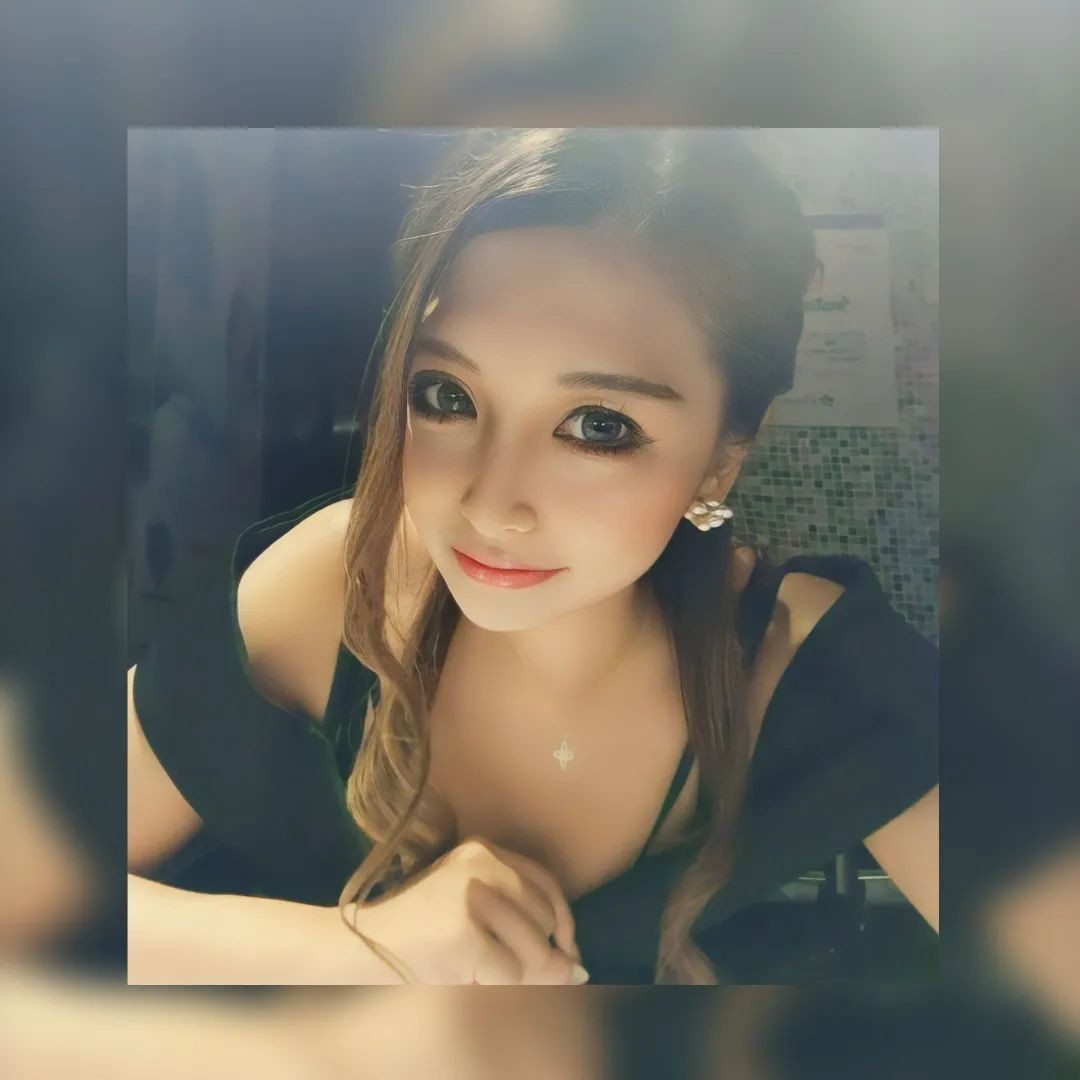 昨日🥂頂いたのに酔い過ぎて写真ないの刑🤣
551頂いた✨
美味しかった♥
ご馳走様でした✨
@hibiki.group 
@letoile_sinseigroup 
#レトワール#響グループ #水川潤#美松ビル5F#札幌 #すすきの #北海道 #ニュークラブ #ニュークラ嬢 #すすきのニュークラ #ラウンジ #ラウンジ嬢 #キャバクラ #キャバ嬢 #ホステス #夜職 #ナイトワーク #ポケパラ #インスタ指名 #求人 #お酒好きな人と繋がりたい #キャバキャバ #きゃばきゃば#ダイエット#HIBIKI#H