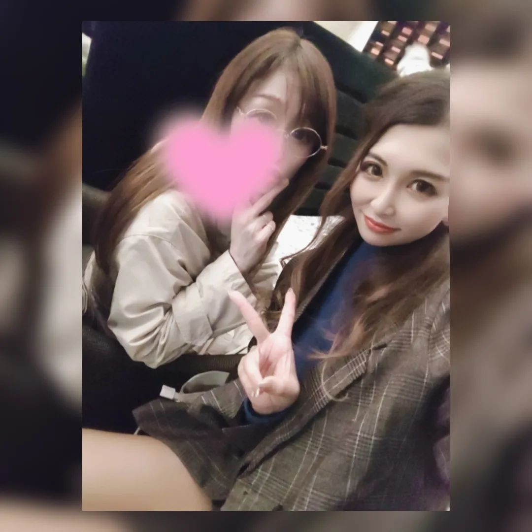 ゆりせんせぃと♥

@hibiki.group 
@letoile_sinseigroup 
#レトワール#響グループ #水川潤#美松ビル5F#札幌 #すすきの #北海道 #ニュークラブ #ニュークラ嬢 #すすきのニュークラ #ラウンジ #ラウンジ嬢 #キャバクラ #キャバ嬢 #ホステス #夜職 #ナイトワーク #ポケパラ #インスタ指名 #求人 #お酒好きな人と繋がりたい #キャバキャバ #きゃばきゃば#ダイエット#HIBIKI#HIBIKIグループ