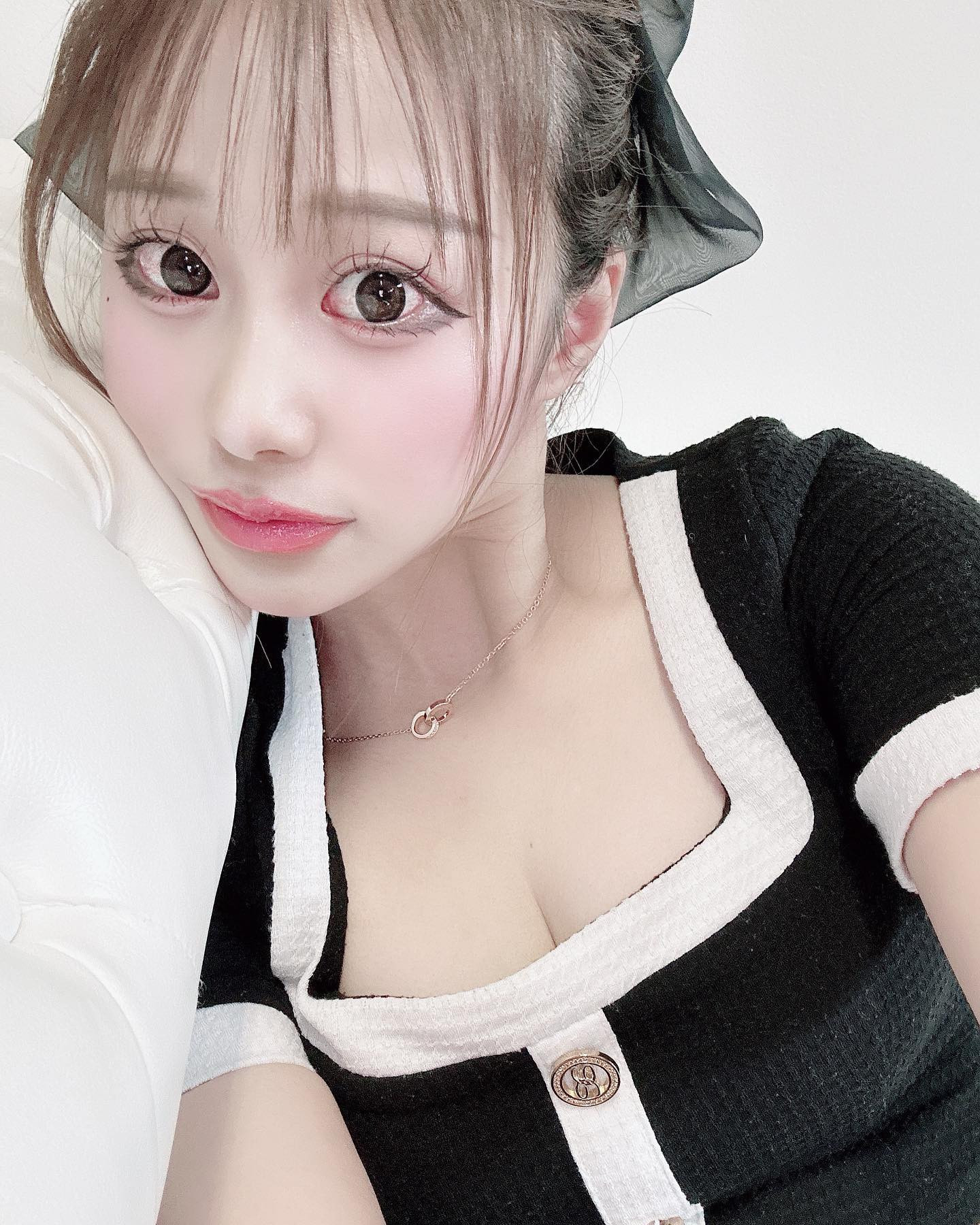 💜💜💜

あんまり記憶ないけど昨日も楽しかったなあ

.
.
.
.

#ザニューヨーク#エリアG#キャバクラ#ニュークラブ#仙台キャバクラ#キャバ嬢#ホステス#水商売#仙台#国分町#歌舞伎町#六本木#銀座#すすきの#錦#北新地#ミナミ#中洲#キャバキャバ#ヘアメ#ヘアメイク#シャンパン
#hairmake#dress#TheNewYork#areag