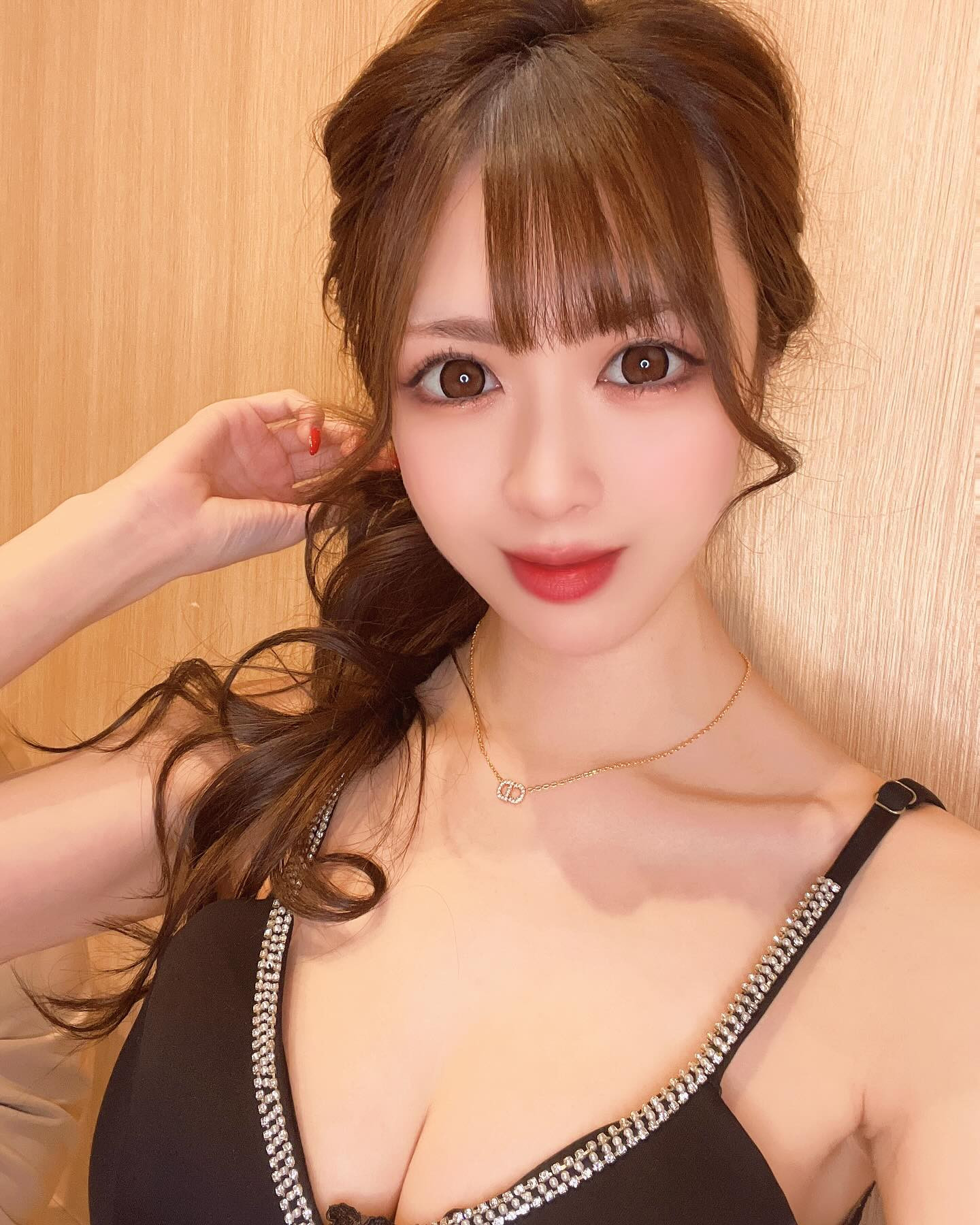 .

8時出勤🫶
今週土曜日おやすみです

#キャバ嬢 #キャバクラ #すすきの #高収入 #求人 #アルバイト #女子大生 #ホステス #水商売 #歌舞伎町 #夜職 #採用 #バルセロナグループ #シャチグループ #体験入店 #銀座 #ニュークラ #ニュークラ嬢 #ポケパラ  #キャスト募集 #すすきのキャバクラ #ガールズバー #北新地 #フォロワー増やしたい #instagood #follow #love #photooftheday #メイク #ネイル 

.