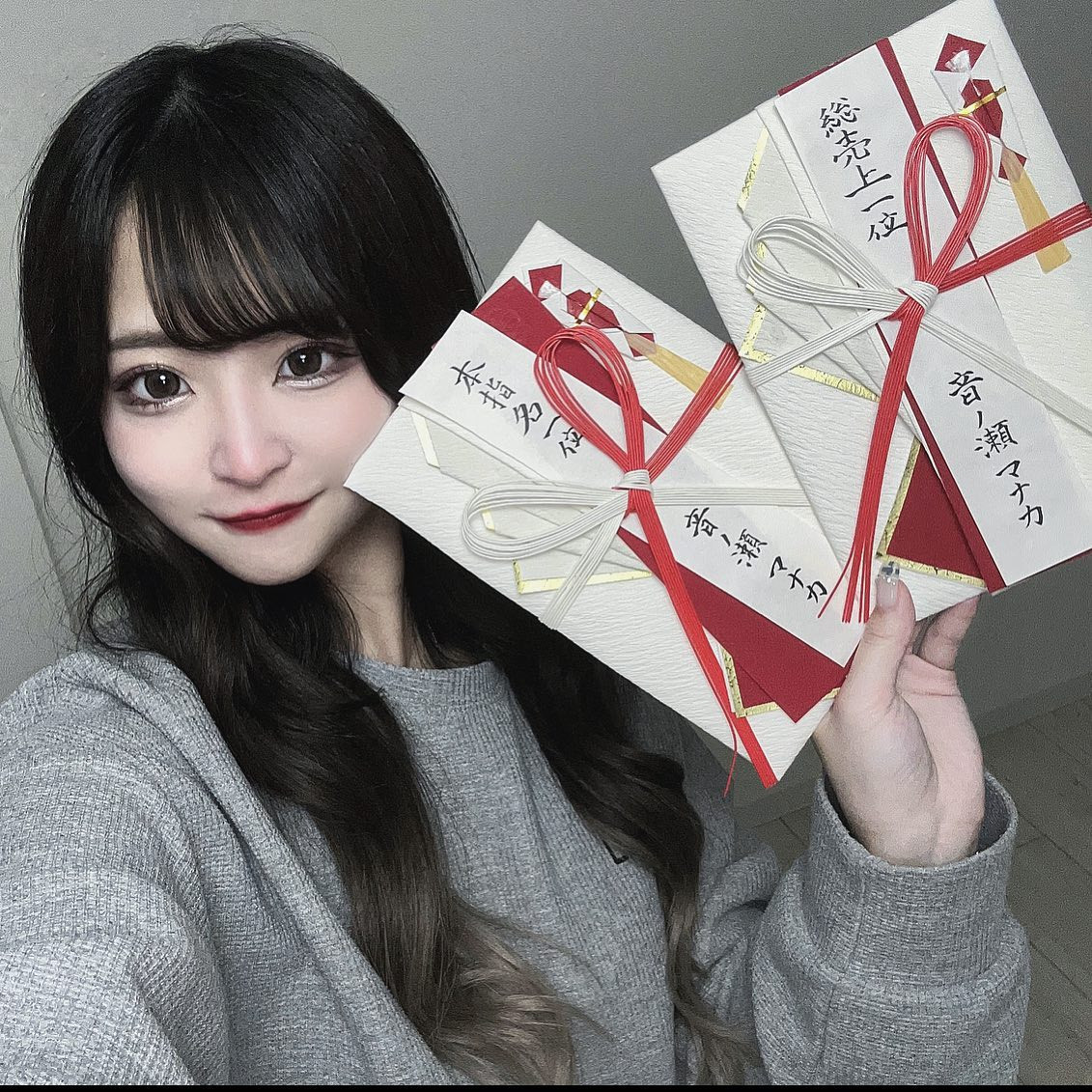 .
10月 🥂𓈒𓏸︎︎︎︎
行動で示してくれる人を大切にしよう、と毎月実感してます
いつもありがとうございます 𑁍𓏸𓈒
22歳の抱負は、自分を大事にすることと
思ったことを言えるようになる、の２つです✌🏻（笑）

#ウルフグループ #ロイヤルステージ #ROYALSTAGE #vibi #札幌 #すすきの #錦 #名古屋 #国分町 #歌舞伎町 #六本木 #中洲 #キャバ嬢 #キャバクラ #キャバ嬢 #美人 #かわいい #モデル #model #art #ニュークラブ #ガールズバー #photograph