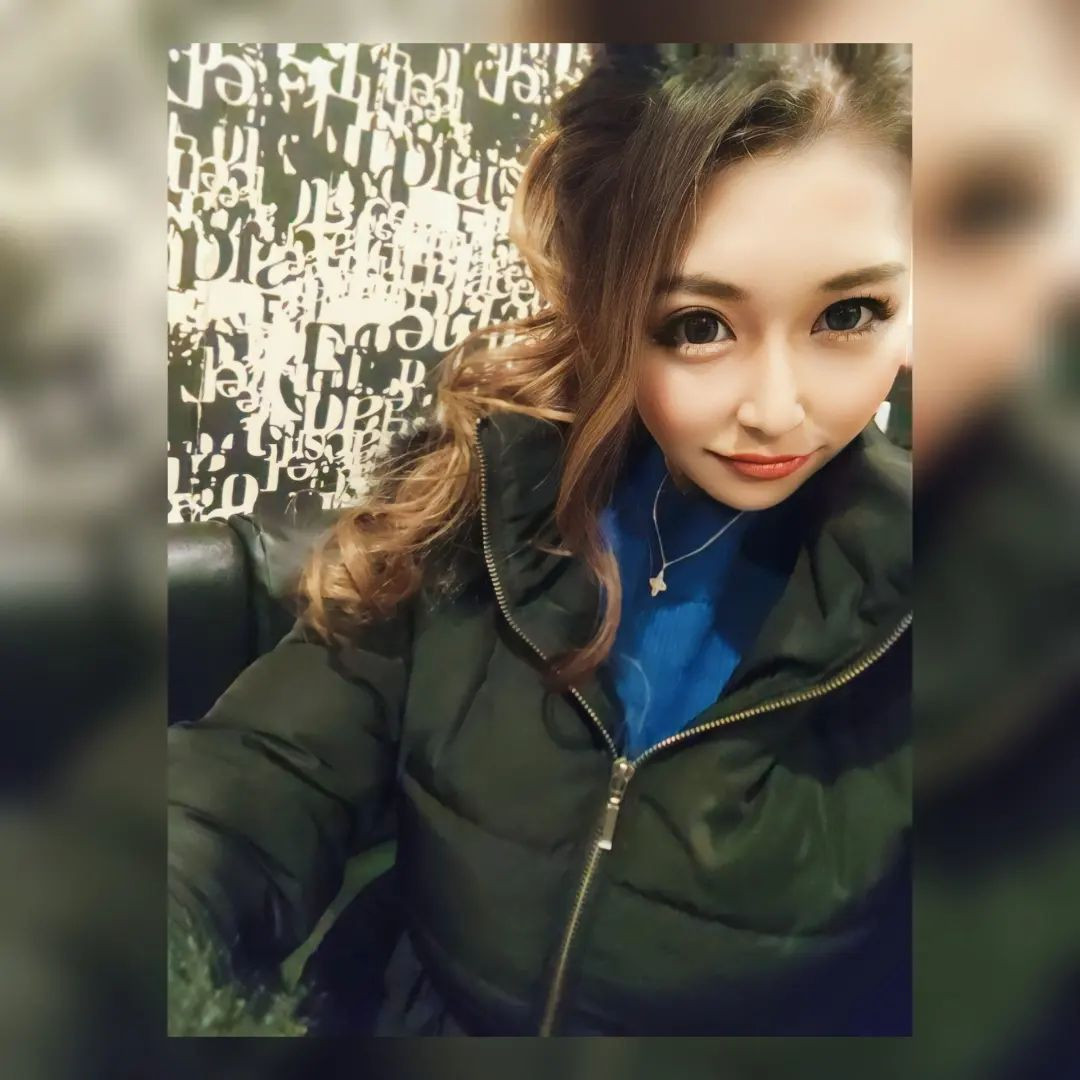 今日はアップにしてみました✨
祝前飲むよ🥂
@hibiki.group 
@letoile_sinseigroup 
#レトワール#響グループ #水川潤#美松ビル5F#札幌 #すすきの #北海道 #ニュークラブ #ニュークラ嬢 #すすきのニュークラ #ラウンジ #ラウンジ嬢 #キャバクラ #キャバ嬢 #ホステス #夜職 #ナイトワーク #ポケパラ #インスタ指名 #求人 #お酒好きな人と繋がりたい #キャバキャバ #きゃばきゃば#ダイエット#HIBIKI#HIBIKIグループ