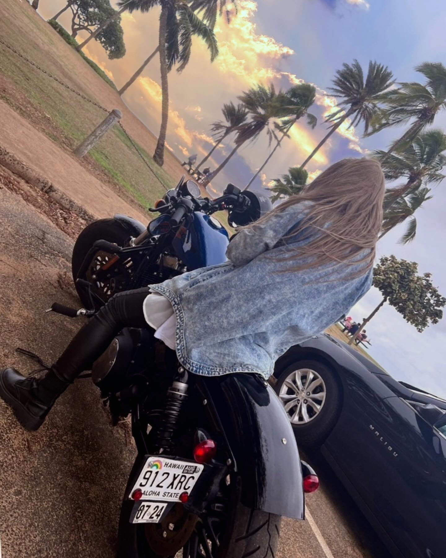 ハワイでもハーレー
軽すぎて乗り心地悪かったよ🌴笑 
高速道路広すぎて楽しかった🏍
.
#北海道 #札幌 #すすきの #ニュークラブ #ニュークラ 
#桃瀬まりあ #クラブプレミア #キャバクラ #ホスト #東京
#六本木 #新宿 #歌舞伎町 #大阪 #北新地 #ミナミ #美尻 
#ギャル #おっぱい #シャンパン #japan #Hokkaido #美容 
#誕生日 #パーティ #浴衣 #キャバ嬢 #美人 #北海道旅行 #旅行