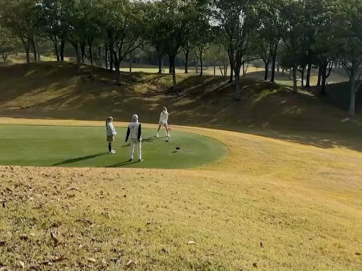 .
ゆらちゃんとゴルフ⛳️
いつも楽しすぎるメンバー💓