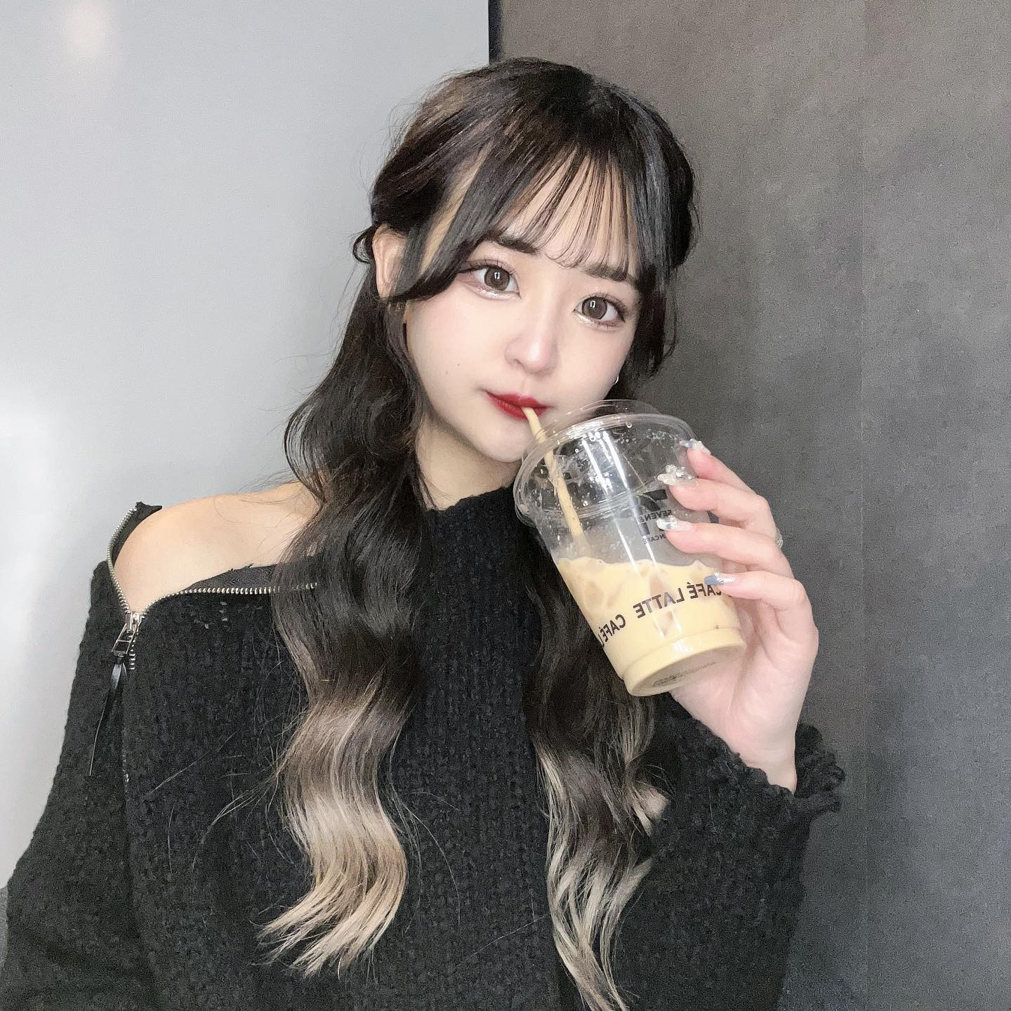 .
#ウルフグループ #ロイヤルステージ #ROYALSTAGE #vibi #札幌 #すすきの #錦 #名古屋 #国分町 #歌舞伎町 #六本木 #中洲 #キャバ嬢 #キャバクラ #キャバ嬢 #美人 #かわいい #モデル #model #art #ニュークラブ #ガールズバー #photography #photo #photooftheday #cute #love #follow #art #followforfollowback