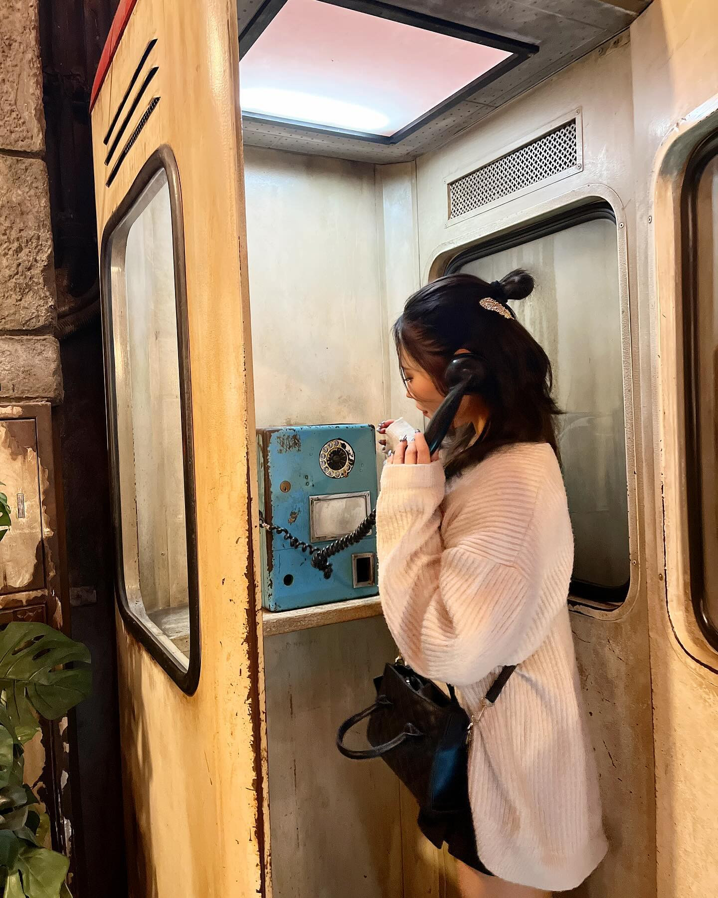 昭和感

.
.
.
.

#新宿 #歌舞伎町 #キャバ嬢 #キャバクラ #撮影 #ヘアアレンジ  #リュアーグ #指名  #六本木  #instagood #instalike #lfl #暗髪  #いいね返し #きゃばきゃば #ドレス #水商売 #自撮り女子 #selfie #フォロー返します  #酒好きな人と繋がりたい #かわいい  #シャンパン #キャバ #むちむち #ギャル　#新横浜 #横浜