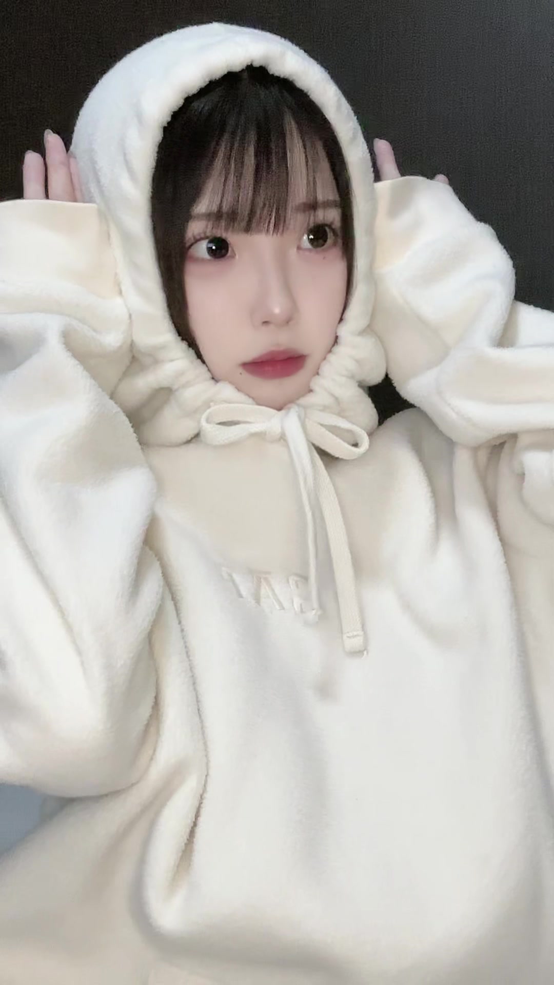 何年前の服ですかっていうの出てきたから着てみた最近ニートです🌻🌻