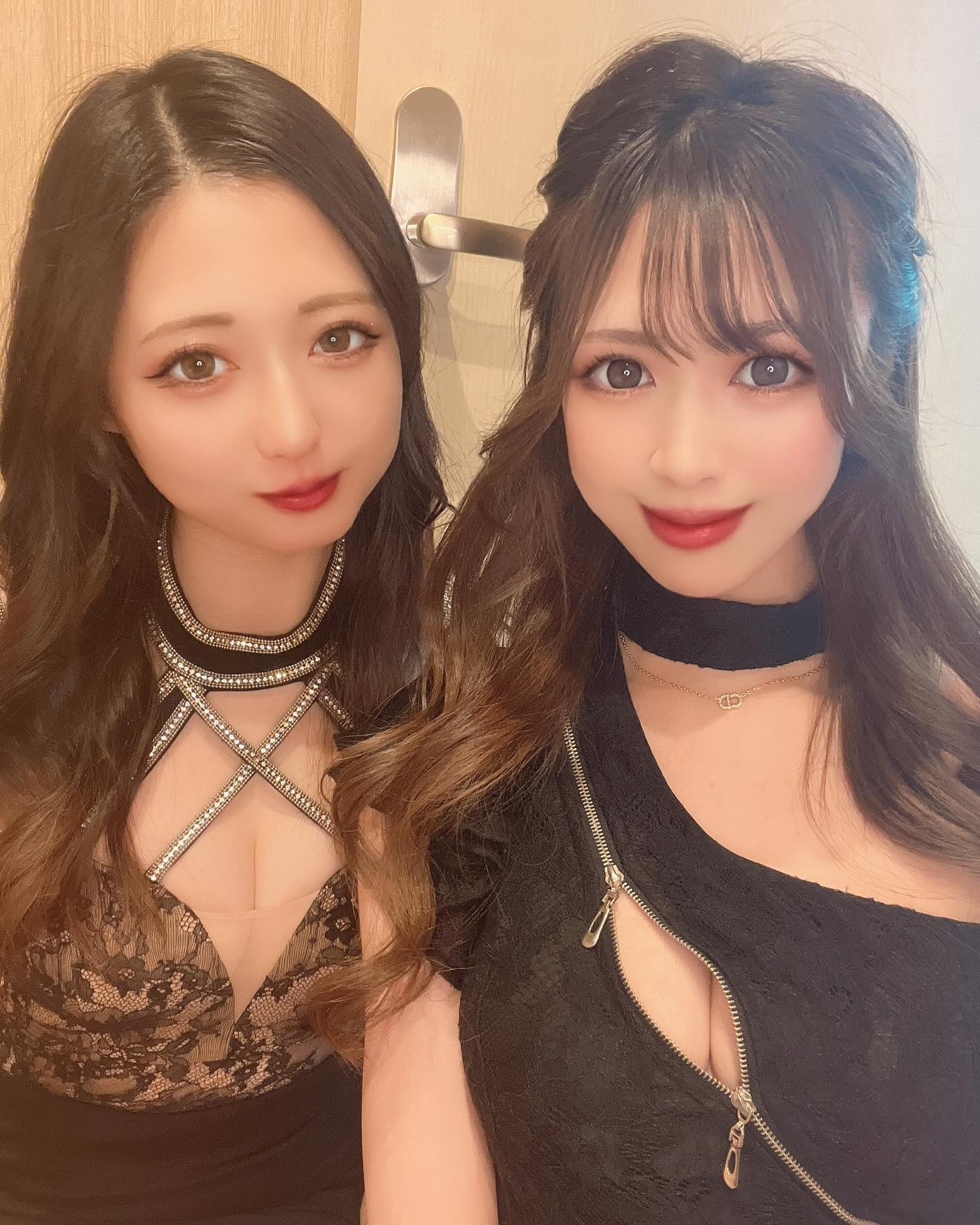 .

けいちゃんと🐱💛

#キャバ嬢 #キャバクラ #すすきの #高収入 #求人 #アルバイト #女子大生 #ホステス #水商売 #歌舞伎町 #夜職 #採用 #バルセロナグループ #シャチグループ #体験入店 #銀座 #ニュークラ #ニュークラ嬢 #ポケパラ  #キャスト募集 #すすきのキャバクラ #ガールズバー #北新地 #フォロワー増やしたい #instagood #follow #love #photooftheday #メイク #ファブリック

.