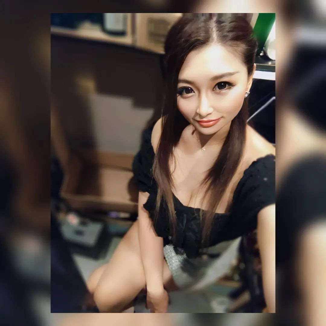 .
.
.
最近🍷にハマってる🤗
@hibiki.group 
@letoile_sinseigroup 
#レトワール#響グループ #水川潤#美松ビル5F#札幌 #すすきの #北海道 #ニュークラブ #ニュークラ嬢 #すすきのニュークラ #ラウンジ #ラウンジ嬢 #キャバクラ #キャバ嬢 #ホステス #夜職 #ナイトワーク #ポケパラ #インスタ指名 #求人 #お酒好きな人と繋がりたい #キャバキャバ #きゃばきゃば#ダイエット#HIBIKI#HIBIKIグループ