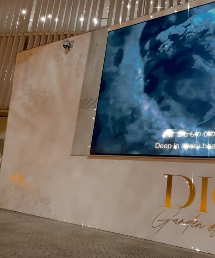 ❤︎ GARDEN OF DREAMS ❤︎

.
.
.

#dior #ディオール #ディオールコスメ #六本木ヒルズ 
#新宿 #歌舞伎町 #キャバ嬢 #キャバクラ #撮影 #ヘアアレンジ  #リュアーグ #指名  #六本木  #instagood #instalike #lfl #暗髪  #いいね返し #きゃばきゃば #ドレス #水商売 #自撮り女子 #selfie #フォロー返します  #酒好きな人と繋がりたい #かわいい  #シャンパン #キャバ #むちむち #ギャル