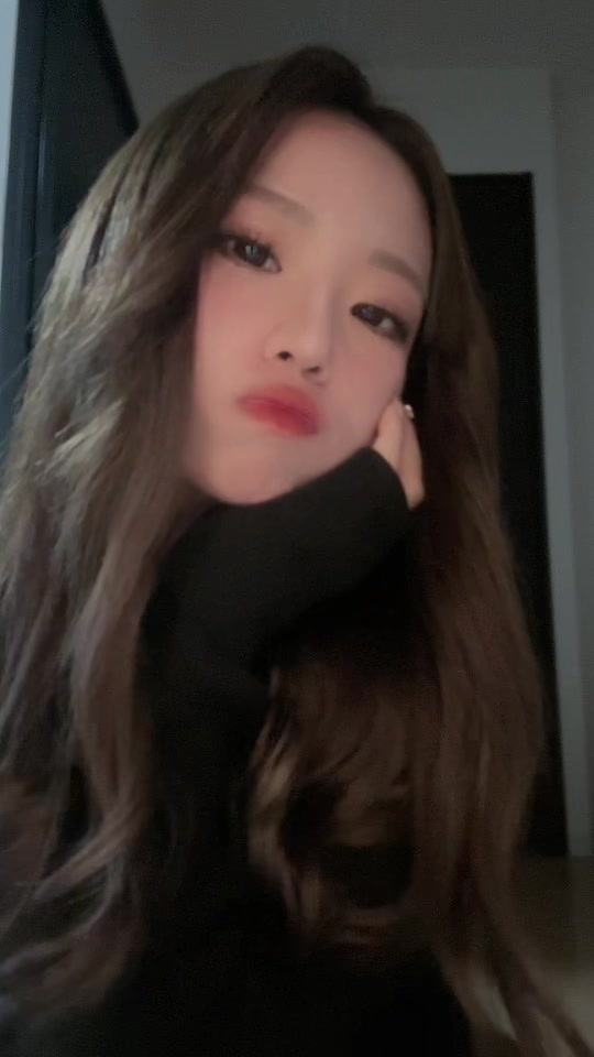 私ってめっちゃ可愛い事ここ最近忘れてた‼️ 反省改善の繰り返し。中身もいい女になれるように日々努力中🥹 困っちゃう〜〜。