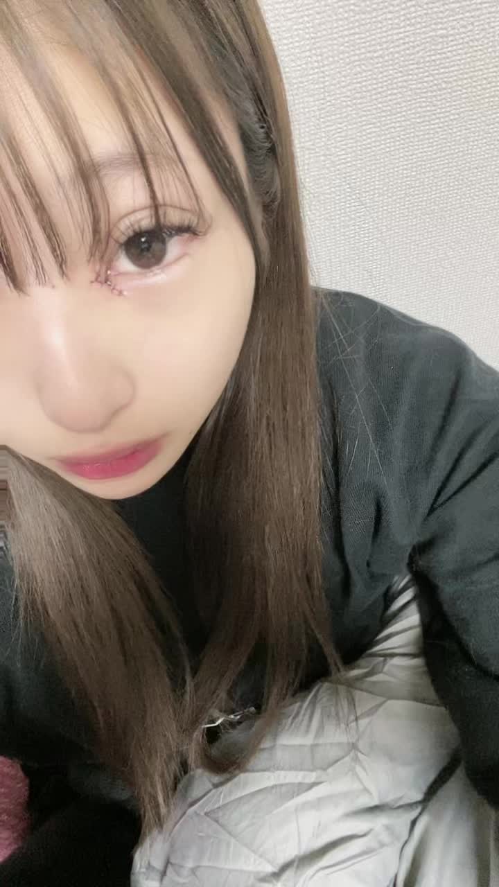 絶賛ダウンタイムなんよ！！！ 目頭痛い😣 ダウンタイムなうの人いますか、、、