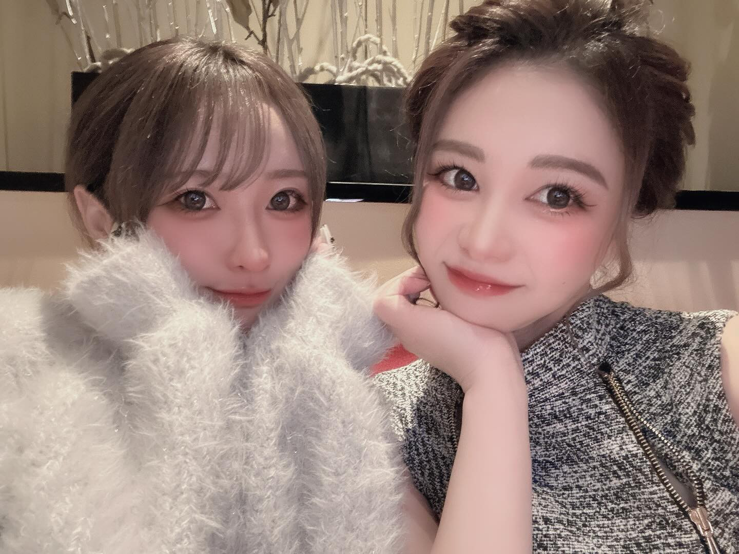 何年経ってもなみさんなみさんって言ってくれるの😭🩵
私は幸せ者や🥺✨
 
#すすきの #シャチグループ #シャチスタ #赤門倶楽部 #椿姫なみ #キャバ嬢 #キャバクラ #すすきのキャバクラ #歌舞伎町 #六本木 #銀座 #中洲 #北新地 #水商売 #バイト募集中 #求人 #アルバイト #高収入 #夜職 #キャスト募集 #体入 #採用 #女子大生 #経営者 #ベンチャー企業 #ガールズバー #ポケパラ #美容 #オシャレ #可愛い女の子