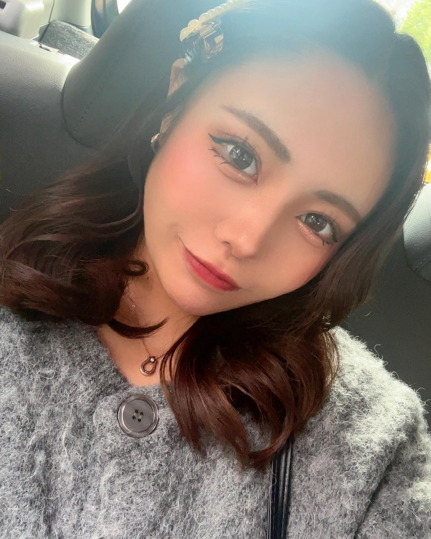 12月も残すとこ半分

2023年ななせ納めしてね

.
.
.

#新宿 #歌舞伎町 #キャバ嬢 #キャバクラ #撮影 #ヘアアレンジ  #リュアーグ #指名  #六本木  #instagood #instalike #lfl #暗髪  #いいね返し #きゃばきゃば #ドレス #水商売 #自撮り女子 #selfie #フォロー返します  #酒好きな人と繋がりたい #かわいい  #シャンパン #キャバ #むちむち #ギャル　#2023 #年末年始 #goodmorning