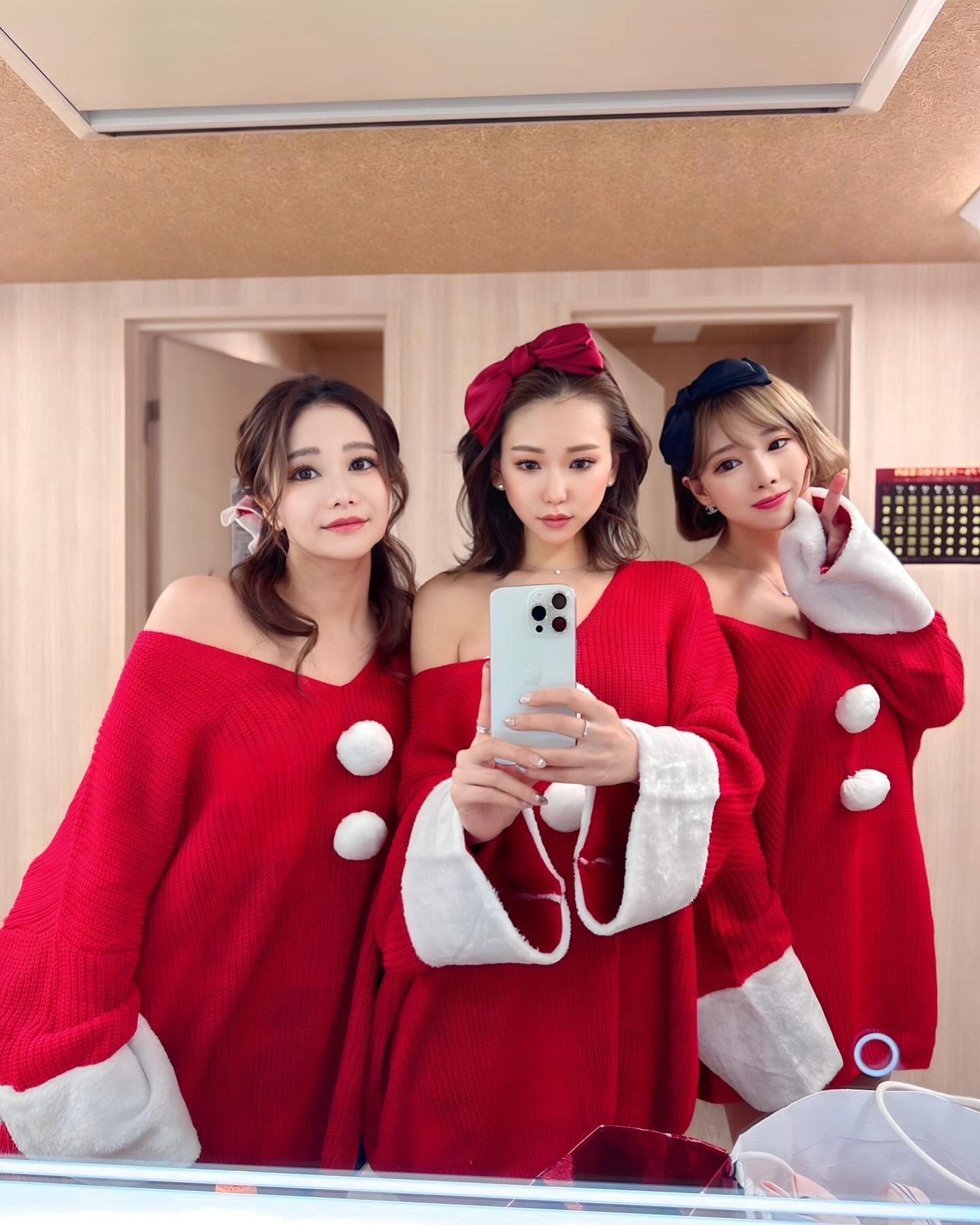 メリークリスマスイブ🎄💕

#すすきの #シャチグループ #シャチスタ #赤門倶楽部 #椿姫なみ #キャバ嬢 #キャバクラ #すすきのキャバクラ #歌舞伎町 #六本木 #銀座 #中洲 #北新地 #水商売 #バイト募集中 #求人 #アルバイト #高収入 #夜職 #キャスト募集 #体入 #採用 #女子大生 #経営者 #ベンチャー企業 #ガールズバー #ポケパラ #美容 #オシャレ #可愛い女の子