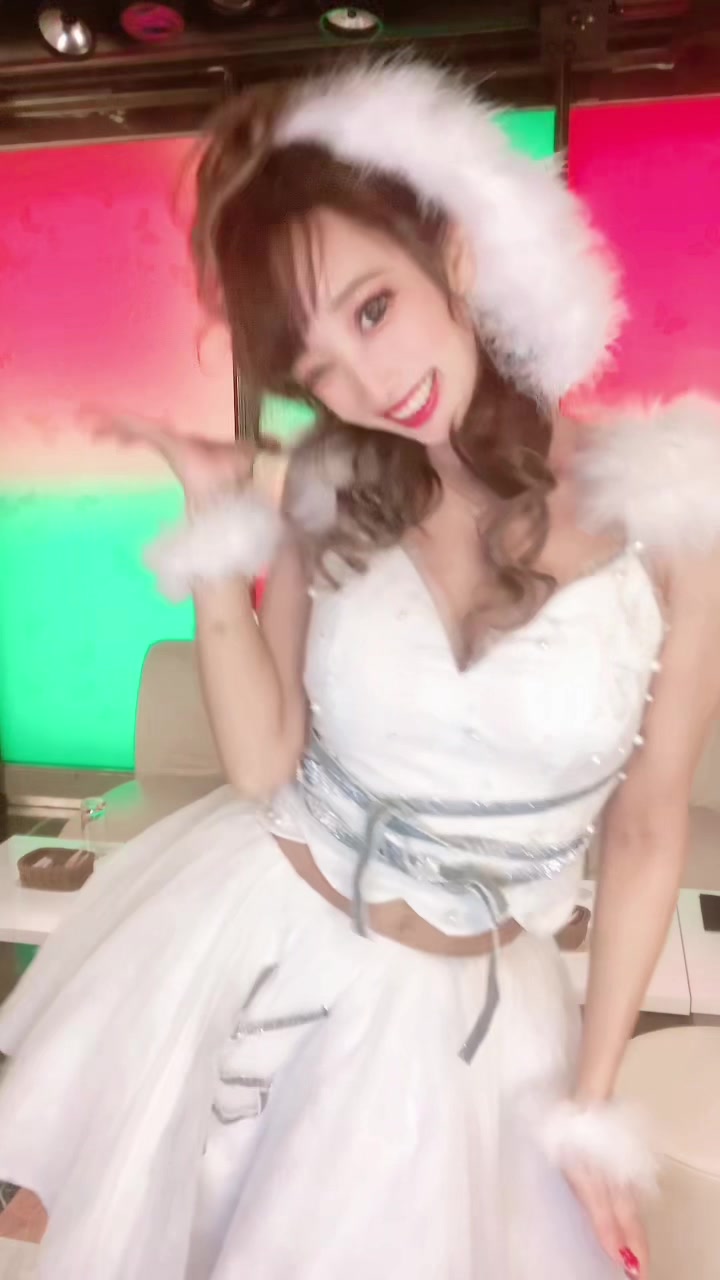 #pinkchampagne #クリスマスイブ #キャバ嬢 みんな～！MERRY XmasEve🎅🏻🎄🤍