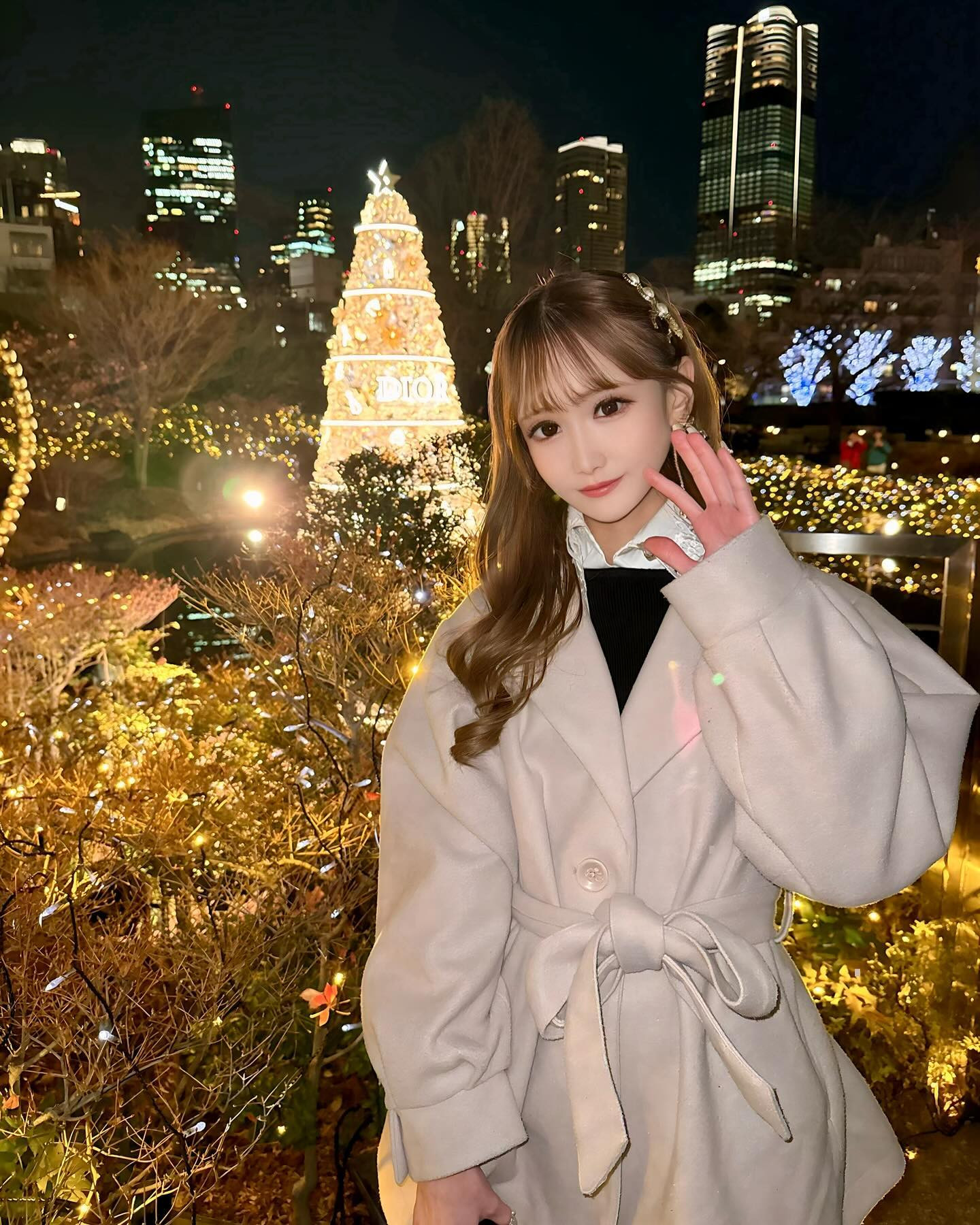 ♡
DIORツリー🎄⭐️
可愛かった❤️💚❤️💚❄️
・
・
・
・
・
・
・
・
・
・
#christmas#クリスマス#Xmas#クリスマスツリー#dior #ディオール#xmastree ##六本木#六本木ヒルズ#クリスマスマーケット#xmasmarket #merrychristmas#東京 #新宿 #歌舞伎町 #キャバクラ #キャバ嬢 #ホステス#水商売#お洒落 #かわいい #綺麗 #モデル #シャンパン#フォロー#いいね#instagood