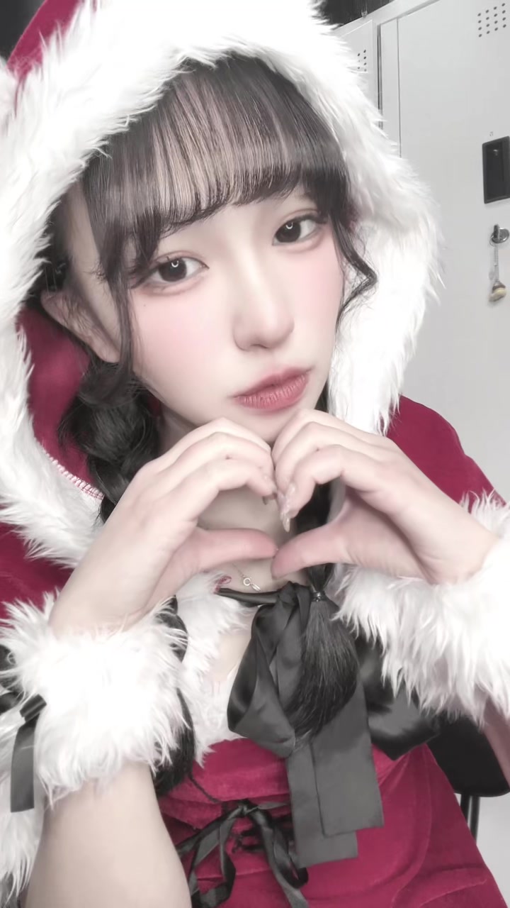 - ̗̀ 𝐌𝐞𝐫𝐫𝐲 𝐂𝐡𝐫𝐢𝐬𝐭𝐦𝐚𝐬‪𓈒𓂂🎄.*  ̖́-‬ #歌舞伎町 #ガールズバー #ガルバ嬢 #サンタコス #歌舞伎バー #おすすめ #magicoflove