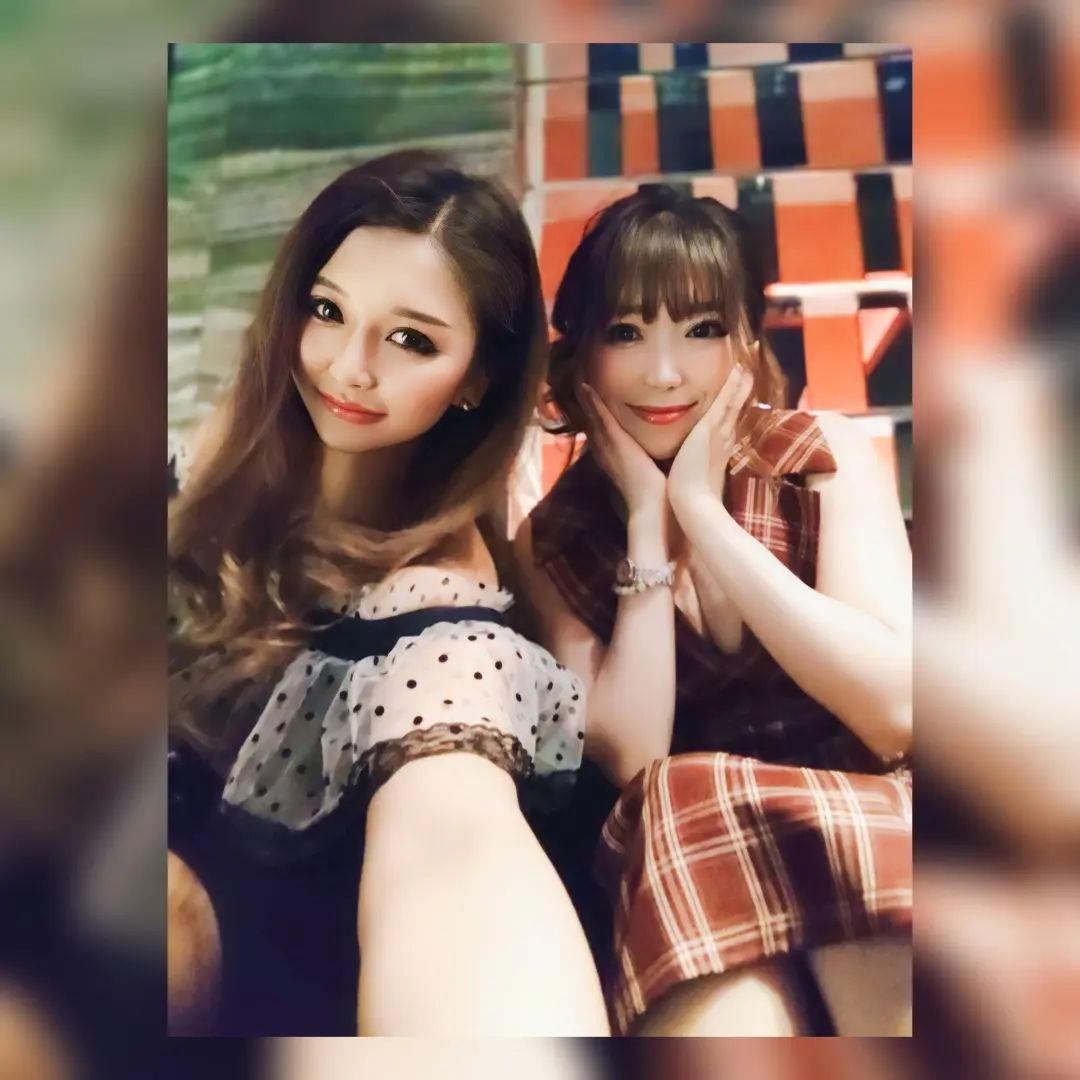 .
.
.
ひなひなぴっぴ💞♥
昨日はお久しぶりのお客様と日本酒パーティーの日でした🤗✨
チーフがいろいろ料理くれた♥
塩分過多🤣🤣🤣
@hina_letoile 
@hibiki.group 
@letoile_sinseigroup 
#レトワール#響グループ #水川潤#美松ビル5F#札幌 #すすきの #北海道 #ニュークラブ #ニュークラ嬢 #すすきのニュークラ #ラウンジ #ラウンジ嬢 #キャバクラ #キャバ嬢 #ホステス #夜職 #ナイトワーク #ポケパラ #インスタ指名 #求人 #お酒好きな人