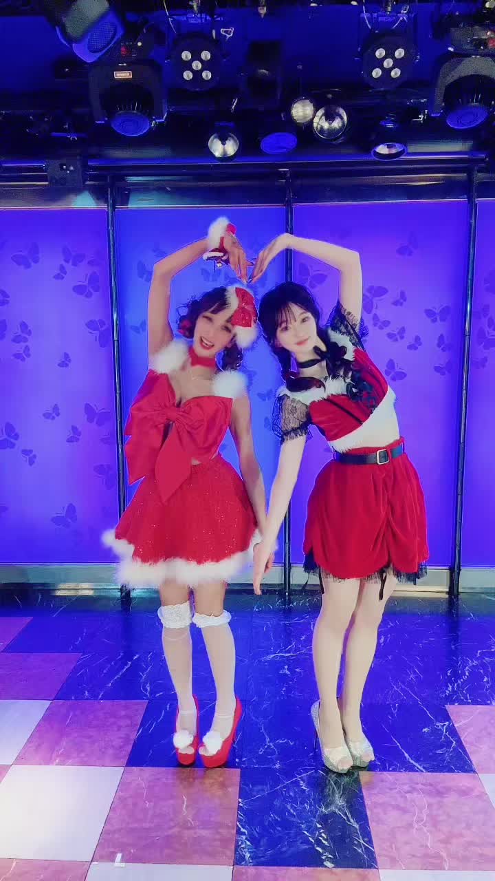 #alliwantforchristmas #双子ダンス #キャバ嬢 たまちゃんと❤️まわるの難#大切なひとを守ろう