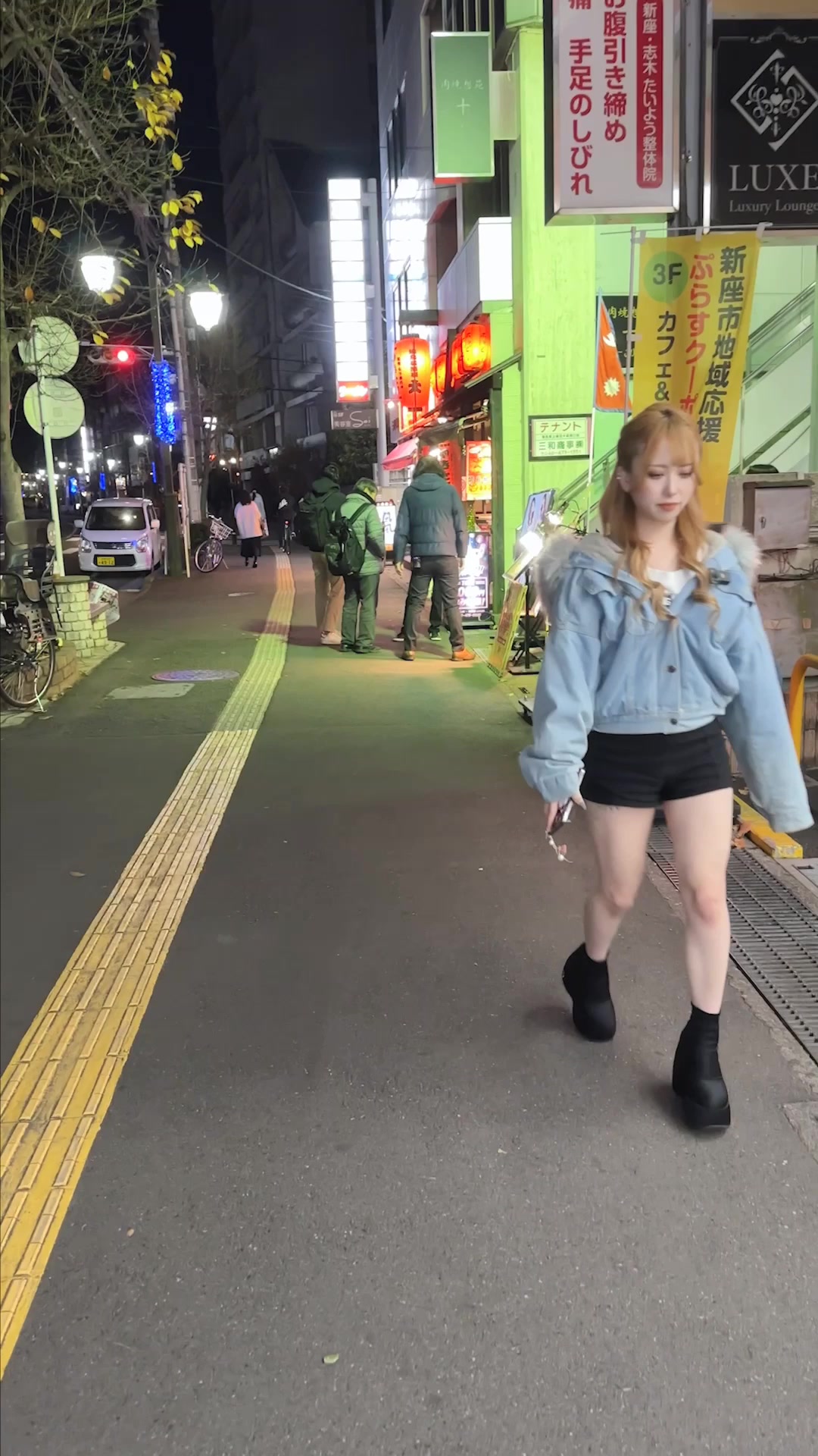 Luxury Lounge LUXE ホットニュース 72625