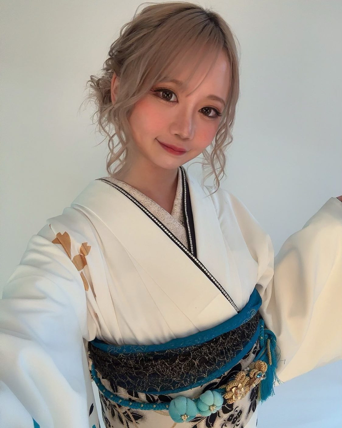 今年は着物Dayがないみたいでラッキーだけど少し寂しい🙃

来週から全店舗レースと看板レースあるのでよろしくお願いします👼💗

 #オレンジテラス #オレンジテラス歌舞伎町 #歌舞伎町 #キャバクラ #キャバ嬢 #着物 #着物女子