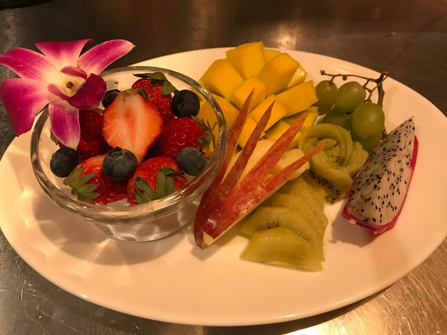 池袋 Red Shoes ホットニュース 73048