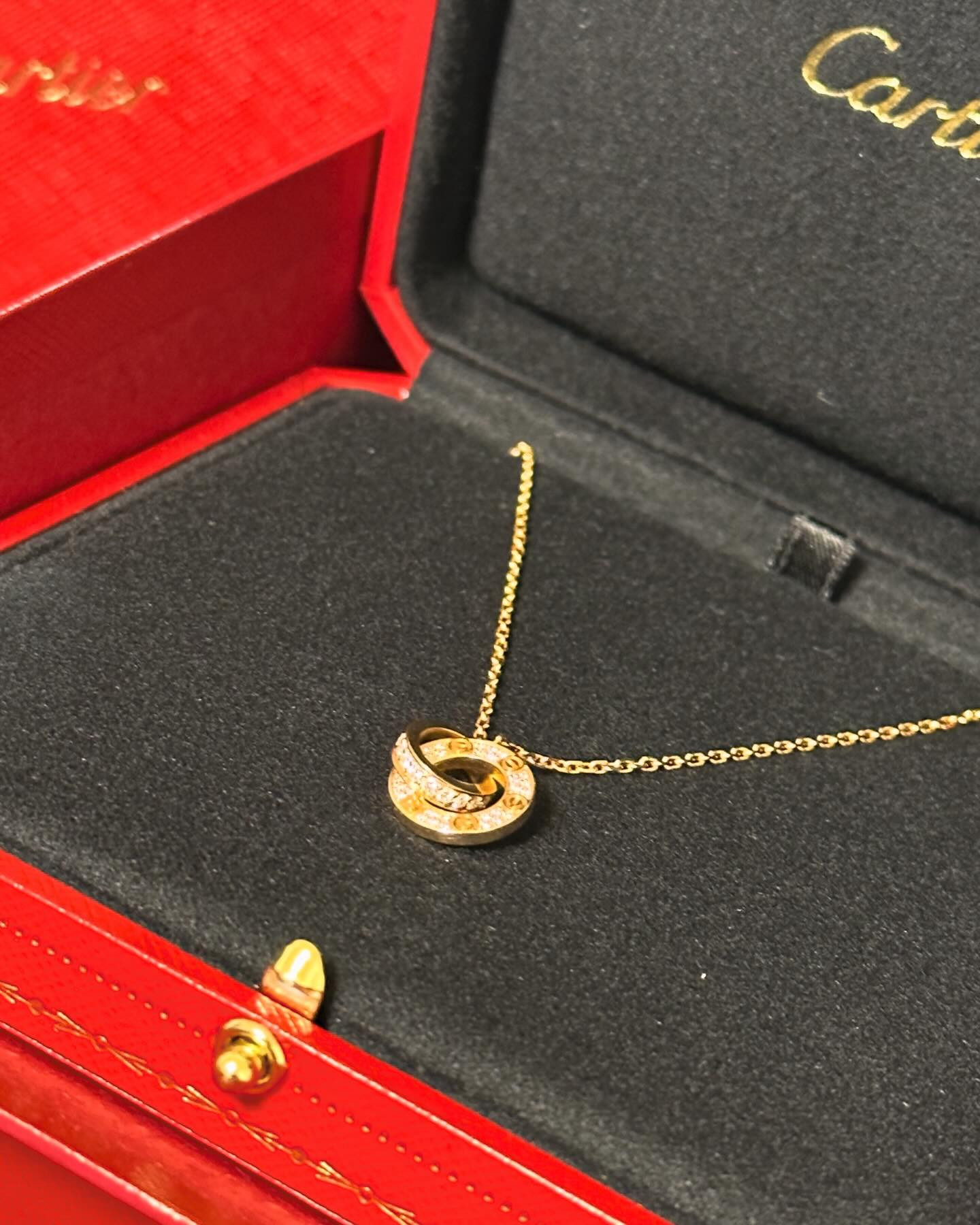 🤍🤍🤍

キラキラ🐽🩷

.
.
.
#cartier