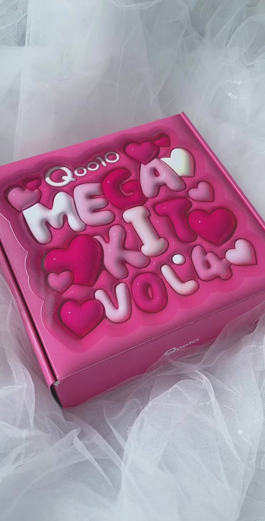 Qoo10さんから MEGA KIT vol.4 届いたよ🎁💖 今回もQoo10さんおすすめの スキンケアや可愛いコスメがたくさん😍 BOXから可愛すぎる🥹🩷 今なら20%メガポキャンペーンやってて お得に購入出来るよ❤️‍🔥 https://www.qoo10.jp/gmkt.inc/Special/Special.aspx?sid=258775 ～20%メガポとは？～ 購入金額の20%が返ってくる７日間！ ＜メガポ＞タグの付いている対象商品を購入すると 購入金額の20%がポイント還元される✨️ 急げ急