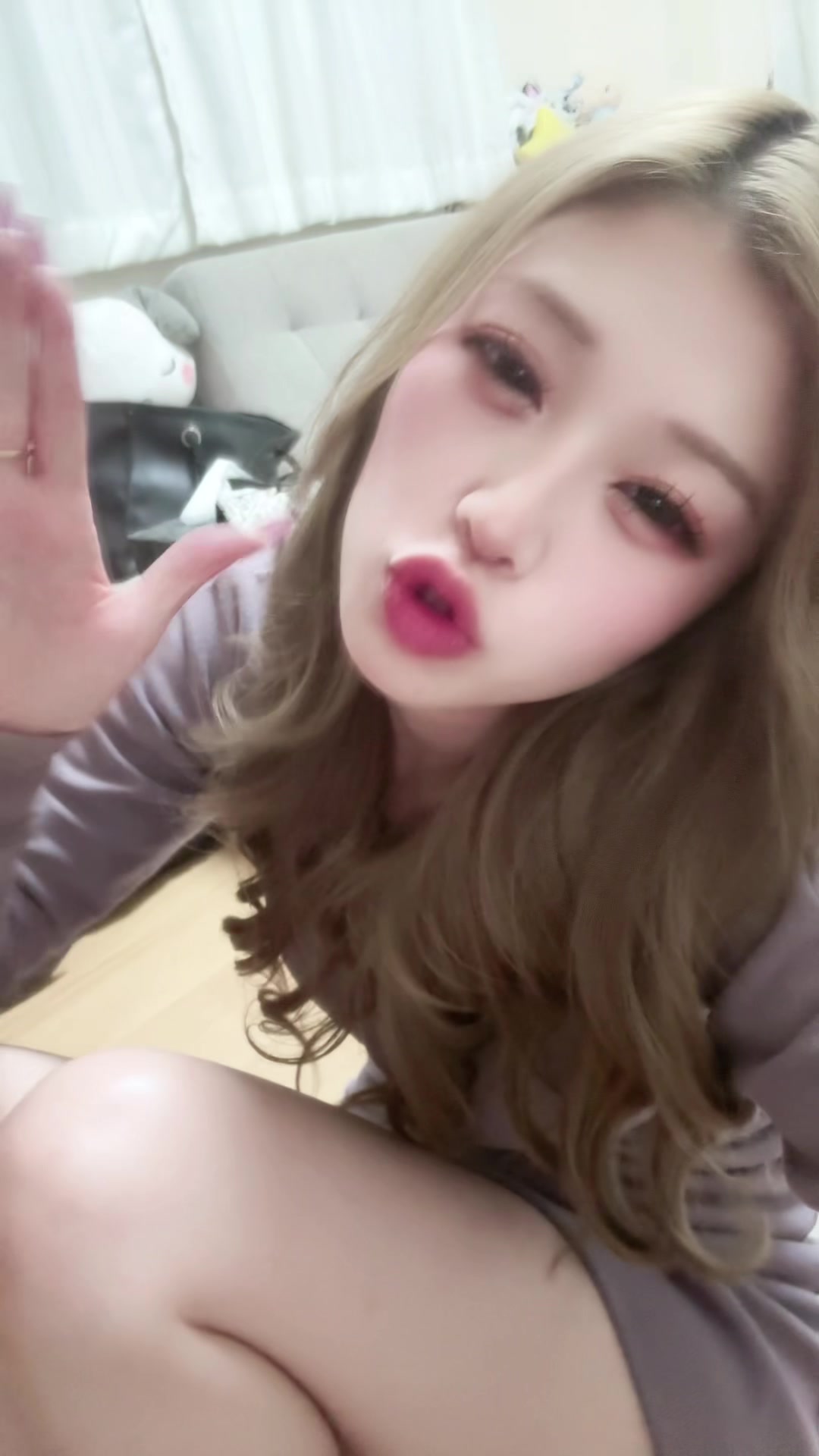 昨日帰宅してダウンとカバンを後ろに投げ睡魔と酔いの限界で撮っていたTikTok#酔っ払い#キャバ嬢#いいね #おすすめ #新潟