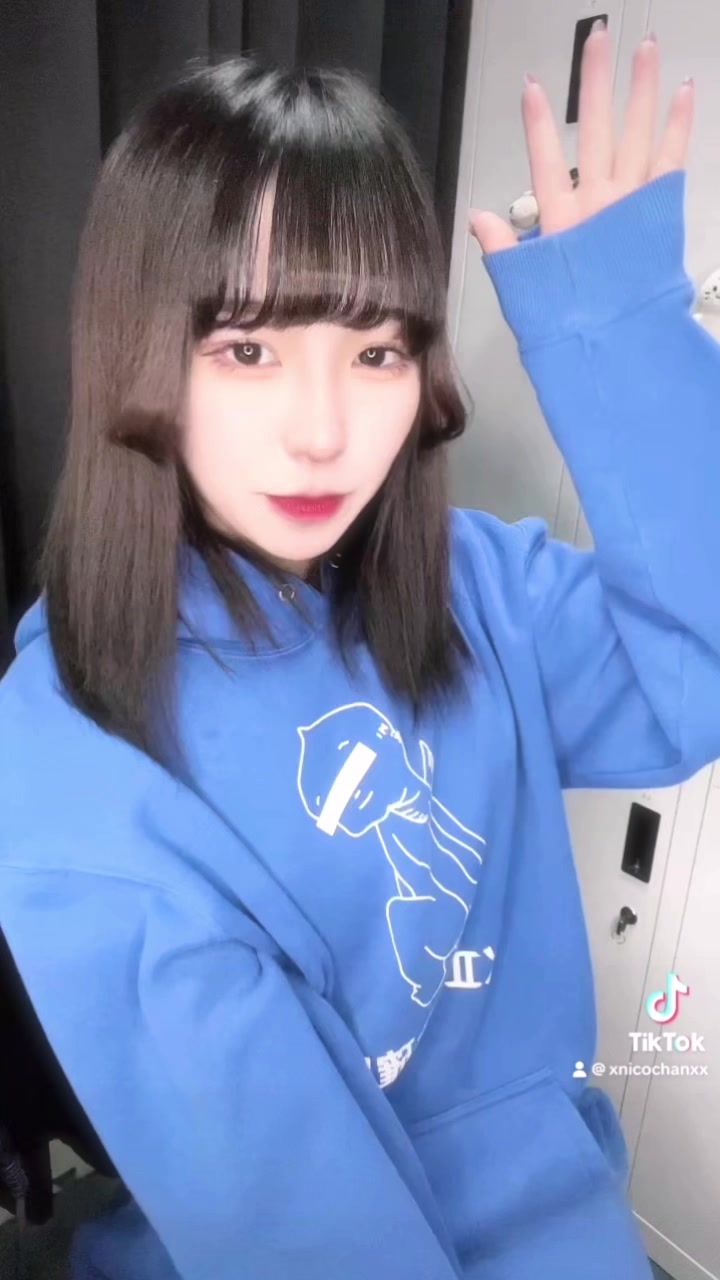 呑みすぎてもう頭がパイナポー🍻🍍☆.｡.:* #歌舞伎町 #歌舞伎町バー #歌舞伎町ガールズバー #歌舞伎町によくいる女