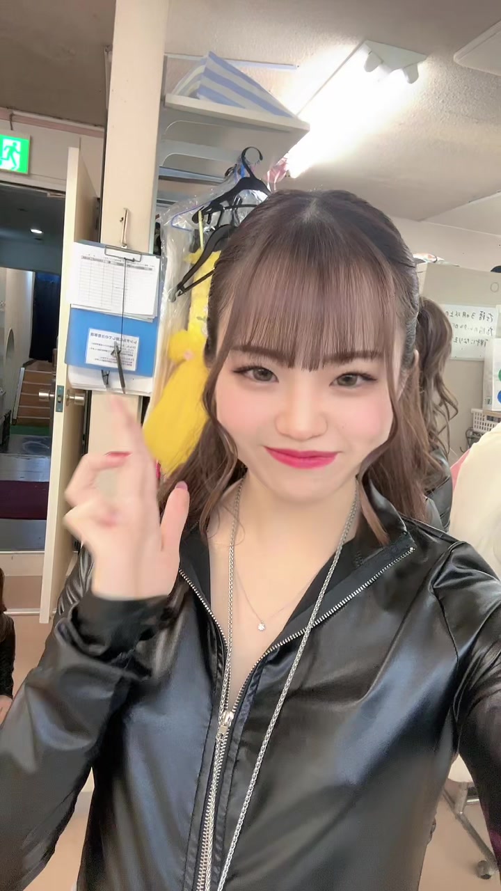 2月ショータイムは29日までです🤍 #tiktok #ベルメイク #キャバクラ屋さんフェニックス #ショーキャバクラ #キャバ嬢 #夜職 #キャッツアイ #生きてるだけで偉い @池袋フェニックス @なまちょ！ @りな