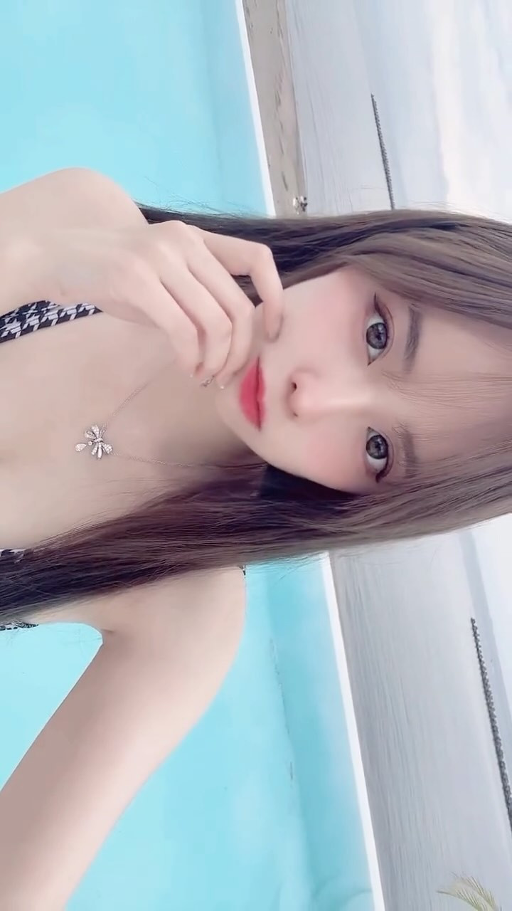 あと50人でフォロワー5万人👏🏻
みんなフォローしてください🥹🩵

┈┈┈┈┈┈┈┈┈┈┈┈┈┈┈┈┈┈┈┈┈┈┈
かのん🐼🍼 @pandanobabychan 
⁡
札幌市中央区南5西3オークラビル2F
@rymansbar_susukino で会えます🎟
⁡
出勤確認はDMか当店に
お電話お願いします📨 011-533-1414
┈┈┈┈┈┈┈┈┈┈┈┈┈┈┈┈┈┈┈┈┈┈┈
⁡
#すすきの #キャバ嬢 #水着 #可愛い女の子 
#北海道旅行 #札幌観光 #すすきのグルメ