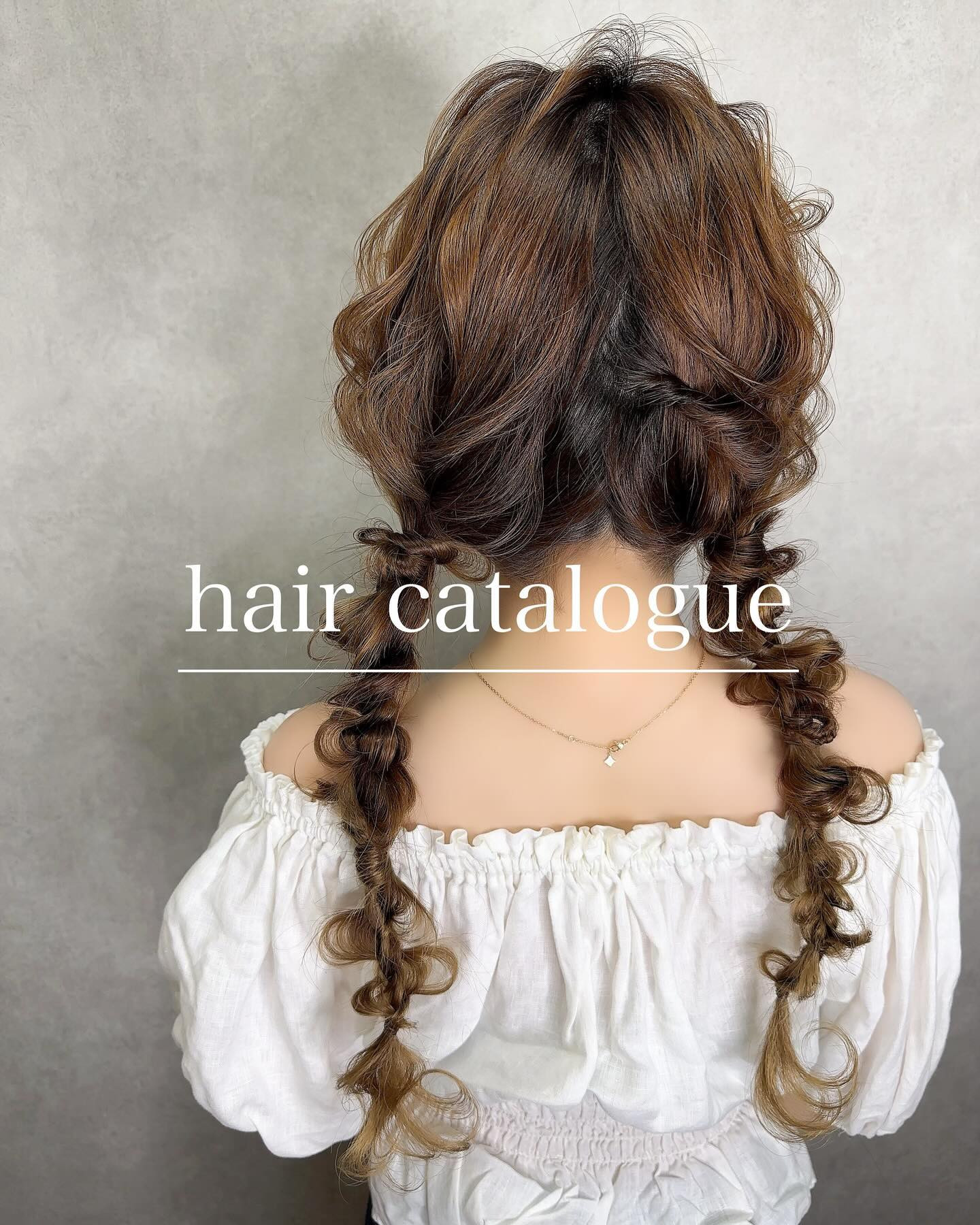 デートやイベントに使える
ヘアメイク7つまとめてみた🗒🎀
⁡

①ツイン編み下ろし
②細ウェーブ巻
③サイド編み下ろし
④右￤ひつじヘア
左￤ツイン編み下ろし
⑤巻きツイン
⑥ヨシンモリ
⑦デコ出しハーフアップ 
⁡

写真の右下の保存ボタンをおすと
後から見返せます👆🏻‎♡ ̖́-‬

┈┈┈┈┈┈┈┈┈┈┈┈┈┈┈┈┈┈┈┈┈┈┈
⁡
#ヘアメイク #イベントヘア #ライブヘア
#コンサートヘア #本人不在の誕生会
#ヨシンモリ #編み下ろし #ウェーブ巻 
#浴衣ヘア #着物ヘア #サロンモデル #