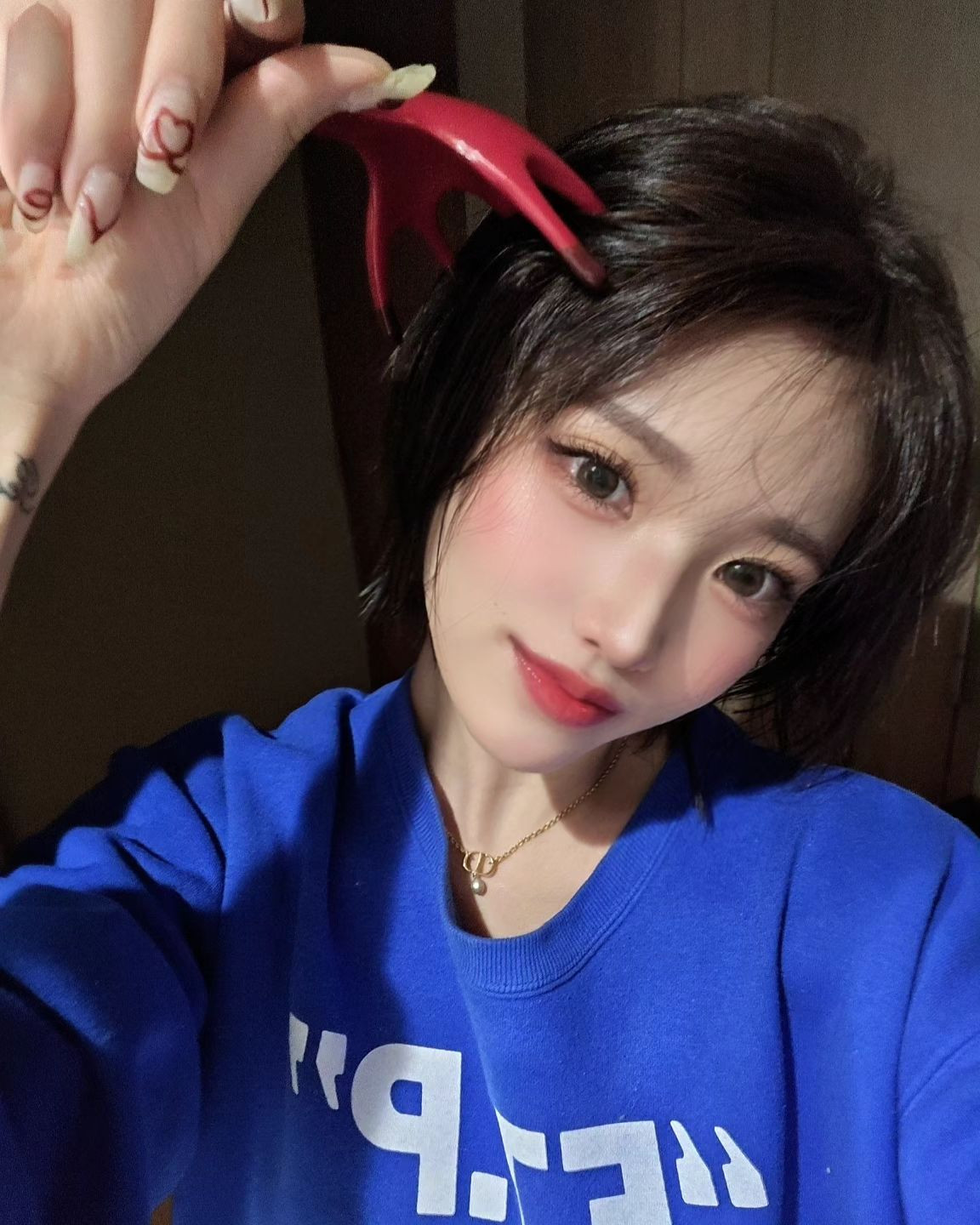 ヘッドマッサージですね〜🤭
.
.
⁡⁡#仙台 #国分町 #六本木 #歌舞伎町 #銀座 #札幌 #ススキノ #北新地 #中洲 #国分町キャバクラ #キャバクラ #キャバ嬢 #シャンパン #オレンジテラス #オレンジテラス仙台 #ニューヨーク #thenewyork #エリアgグループ #こころだよ