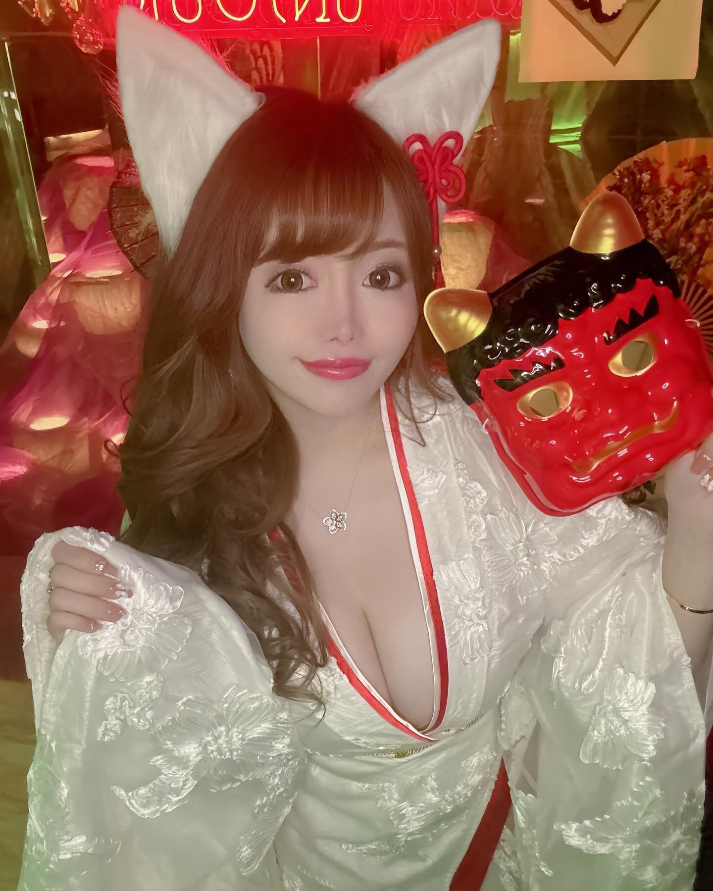 .
.
2月終わる前に節分の時の🦊🩷
.
.
#大阪キャバクラ#ミナミキャバクラ#北新地キャバクラ
#大阪キャバ嬢#ミナミキャバ嬢#北新地キャバ嬢
#華月えみり#カイザー#カイザーグループ#アンジュール
#アンジュールミナミ#unjourミナミ#unjourminami
#圧倒的 #夜遊びガイド #心斎橋飲み
#コスプレ#節分コスプレ#狐コスプレ#どんぎつね
#巫女コスプレ#着物コスプレ#狐の嫁入り
#vanityme#巻き下ろし
@kaiser._group 
@unjour_minami