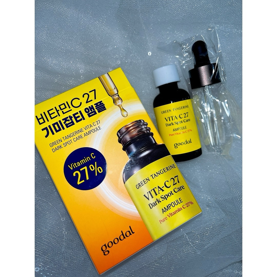 Qoo10メガ割×goodal
《青みかんビタC27アンプル》

https://www.qoo10.jp/g/1077525401

販売価格2,990円が､メガ割期間中2,232円
しかもSHOPクーポンあり！（3,000円以上で150円OFF）

ピュアビタミンが27％も配合された注目の新商品✨

👉🏻既存のセラムより強力になり
高効能･高濃縮のビタCシミケアが可能に！
“７日間” でシミはもちろん､
くすみ･そばかすまでケア出来ちゃうと話題
👉🏻肌にしっかり吸収される
ビタミンCに肌と相性の良い陽