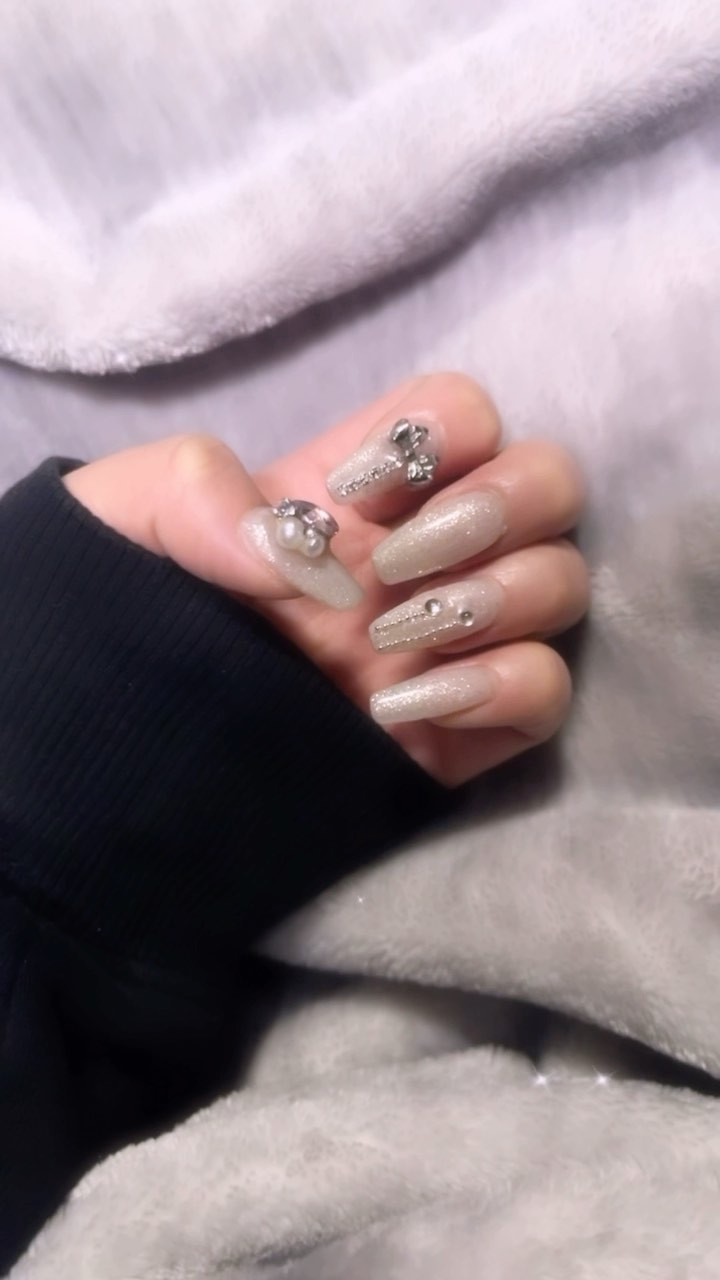 𝑛𝑒𝑤 𝑛𝑎𝑖𝑙 ♡ きらきら〜✧︎*。