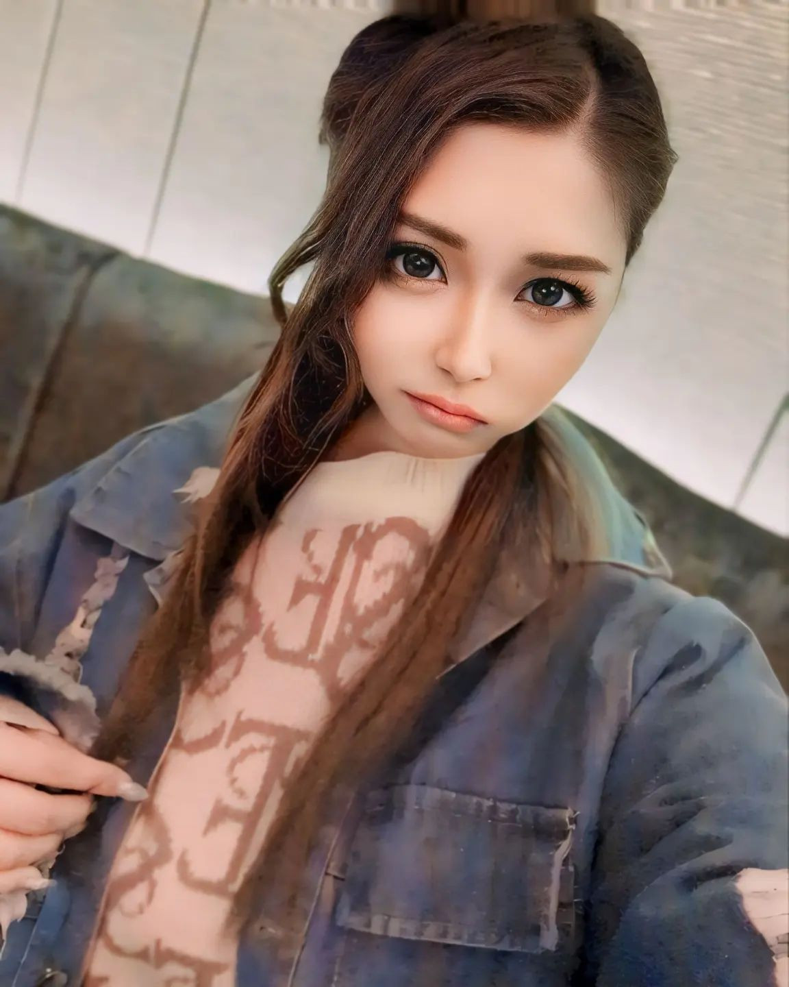 .
.
.
昨日はサプライズでお知り合いが来店してくれて嬉しかった☺️✨

送迎こなくてひとりぼっちにされてふてくされてる💁🏼‍♀️

今日も元気に出勤まる🙆
@hibiki.group
@letoile_sinseigroup 
#レトワール#響グループ #水川潤#美松ビル5F#札幌 #すすきの #北海道 #ニュークラブ #ニュークラ嬢 #すすきのニュークラ #ラウンジ #ラウンジ嬢 #キャバクラ #キャバ嬢 #ホステス #夜職 #ナイトワーク #ポケパラ #インスタ指名 #求人 #お酒好きな人と繋がり